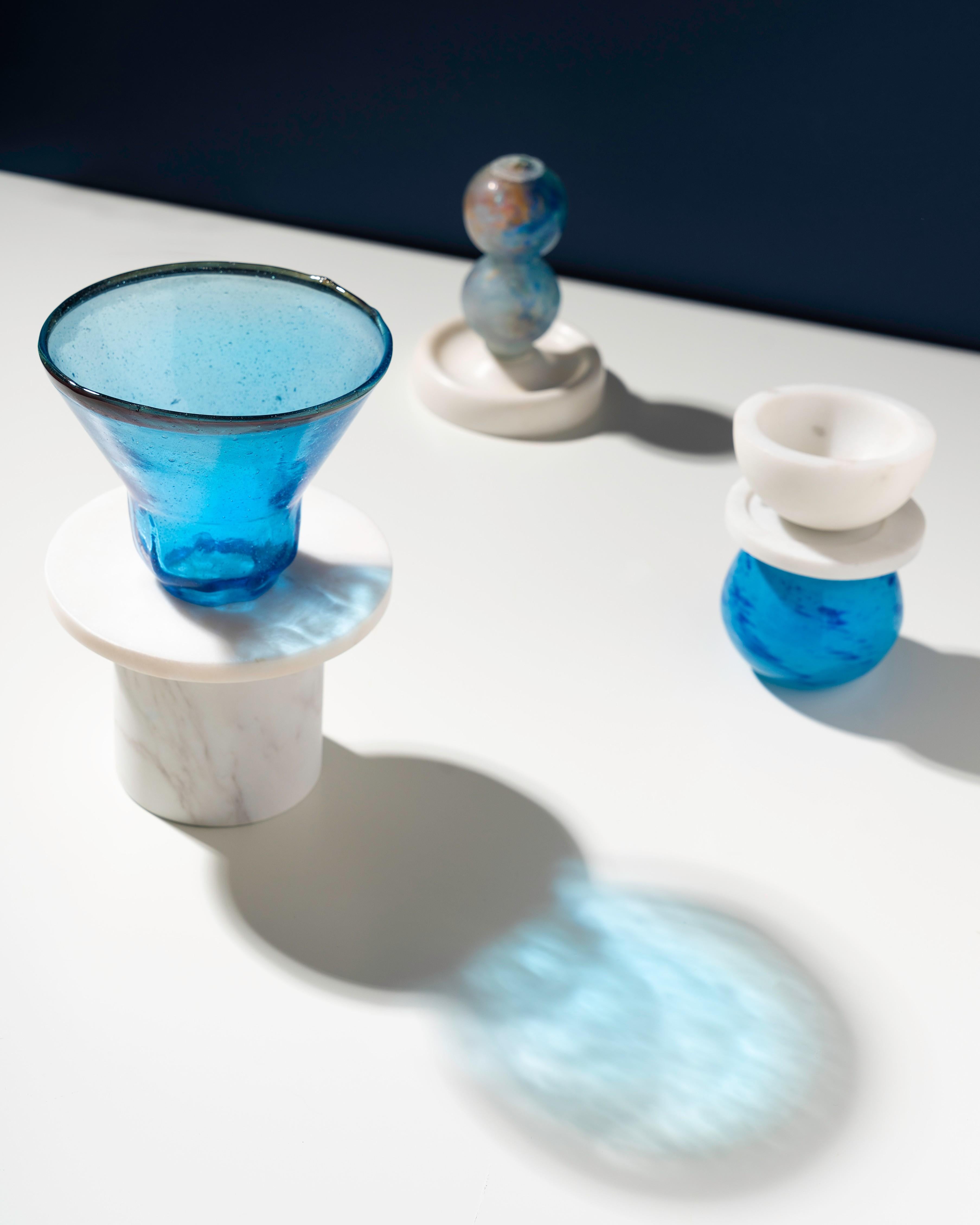 Stillness- Une collection moderne de pièces sculpturales en marbre et en verre de Murano Bon état - En vente à Athens, GR