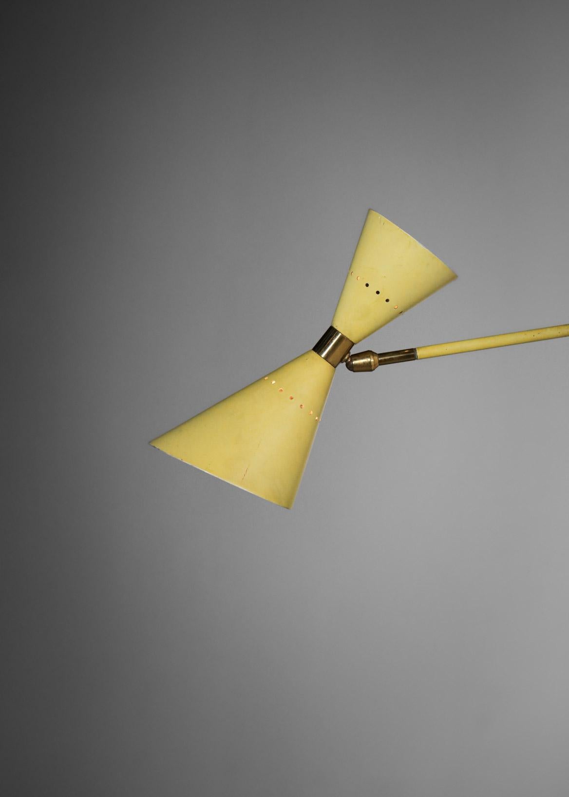 Mid-Century Modern Stillux Milano 1950s Yellow Lacquered Metal Italian Wall Lamp - E432  Wall Lamp For Sale