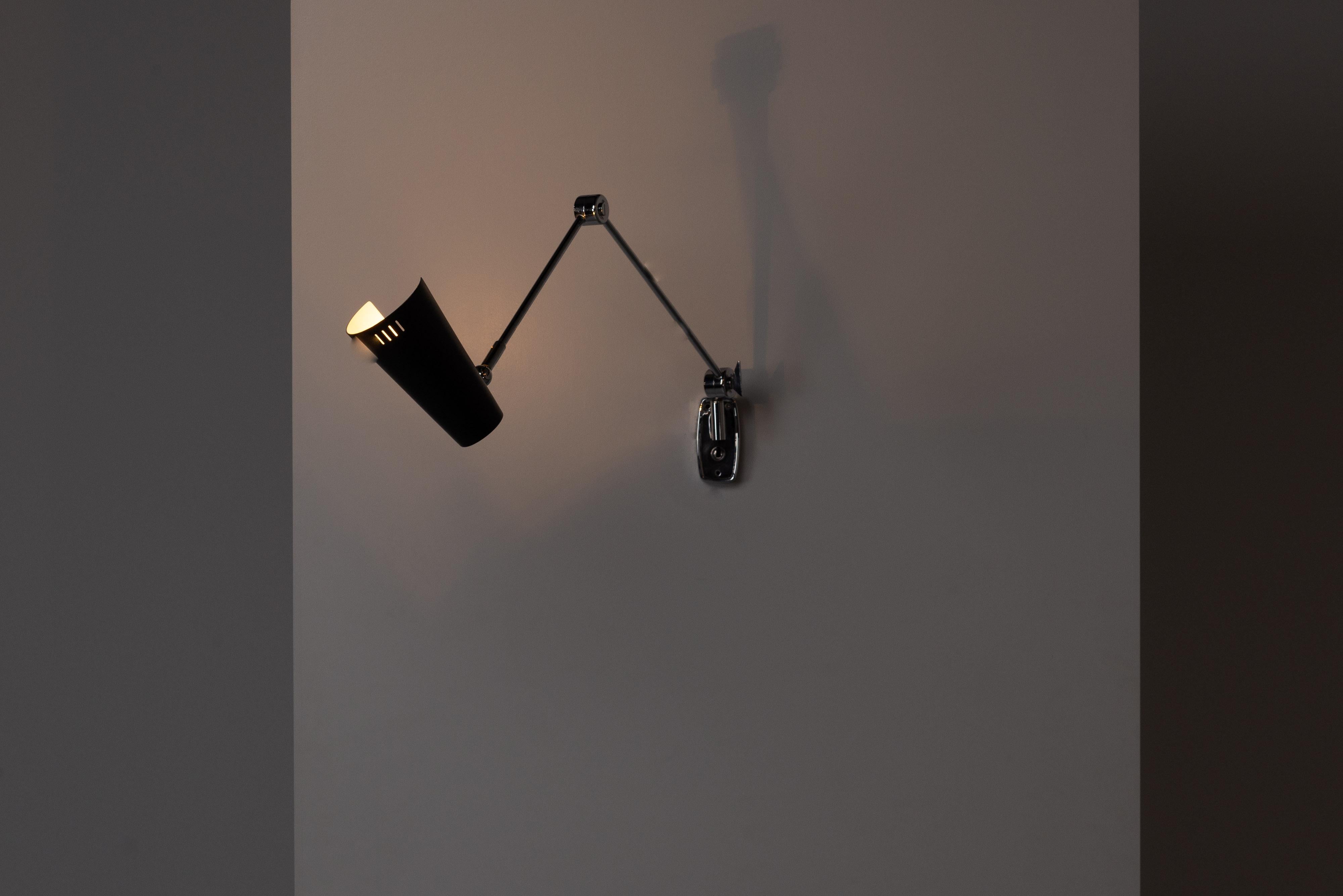 Stilnovo 2024 adjustable wall lamp Italy 1960 For Sale 5