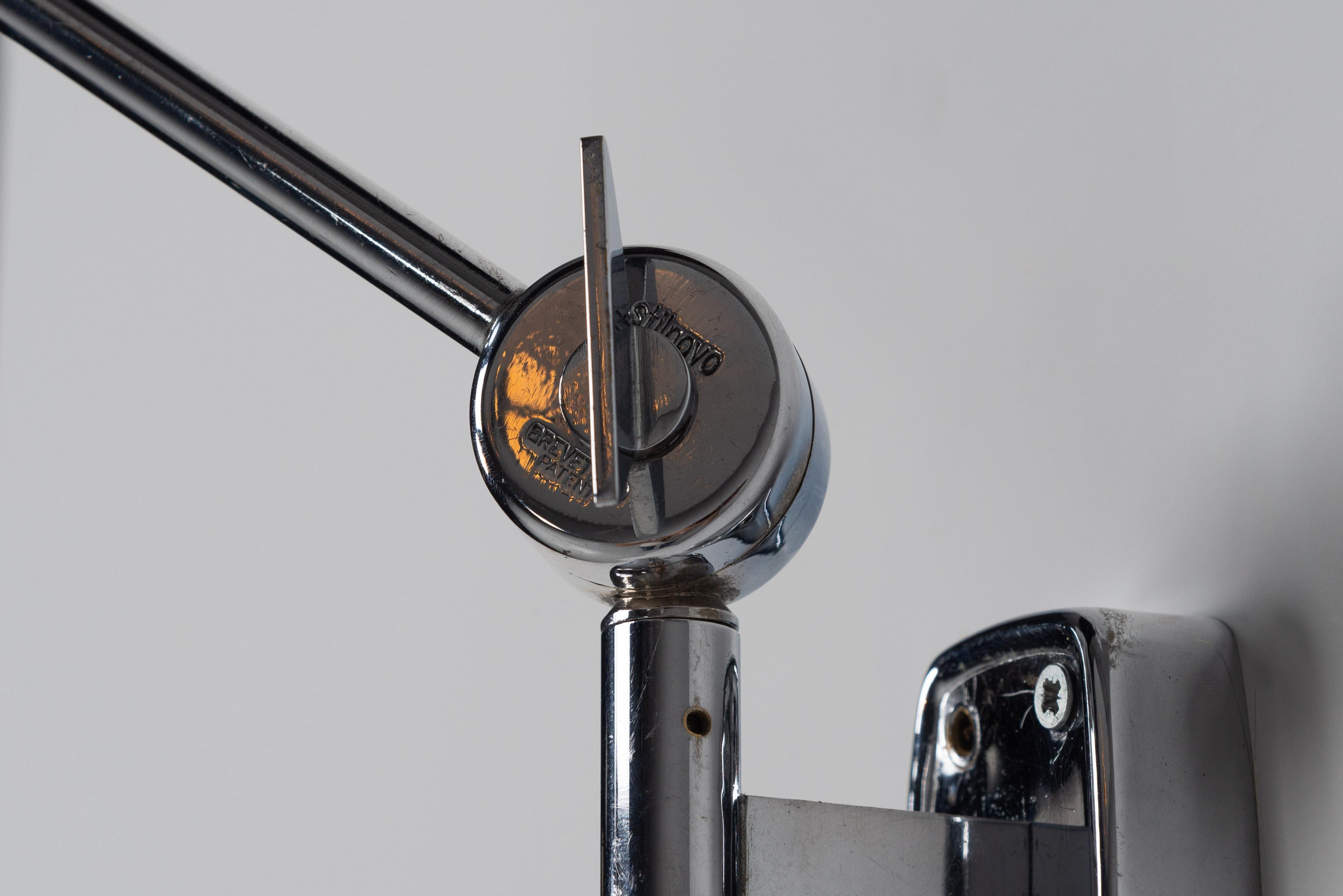 Stilnovo 2024 adjustable wall lamp Italy 1960 In Good Condition For Sale In Roosendaal, Noord Brabant