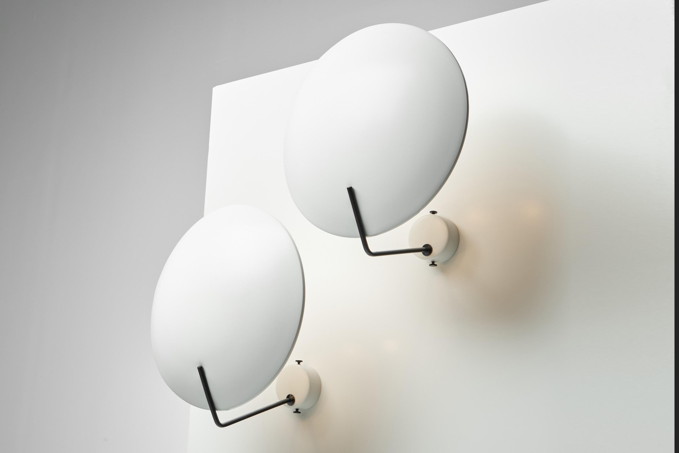 Stilnovo 232 Wall Lamps by Bruno Gatta, Italy, 1954 In Good Condition For Sale In Roosendaal, Noord Brabant