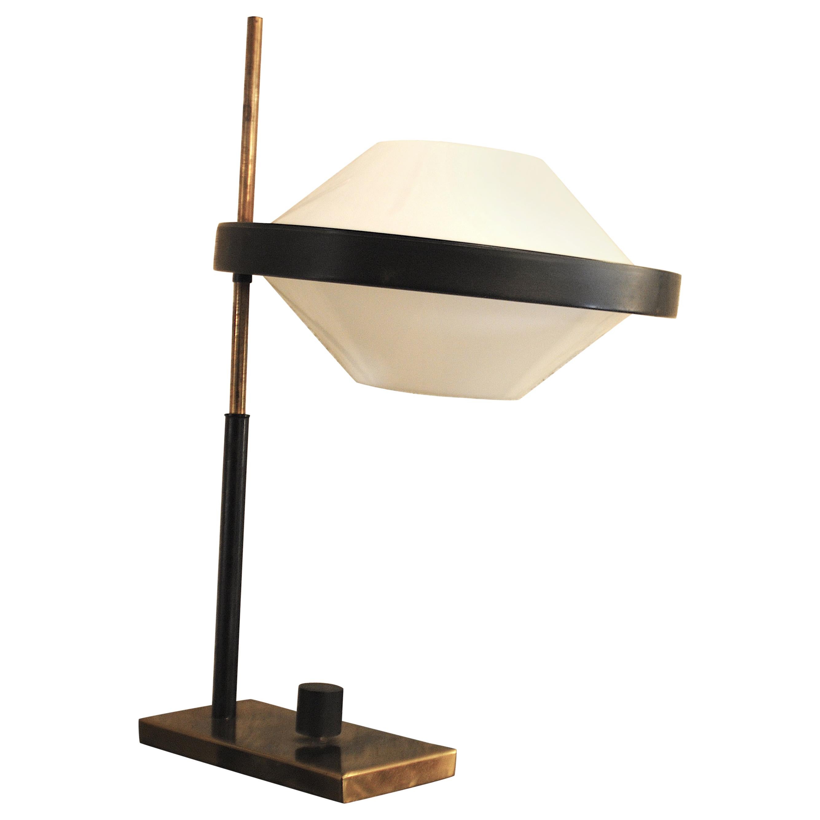 Stilnovo 50 years 1950s Table Lamp in Plexiglass and Brass