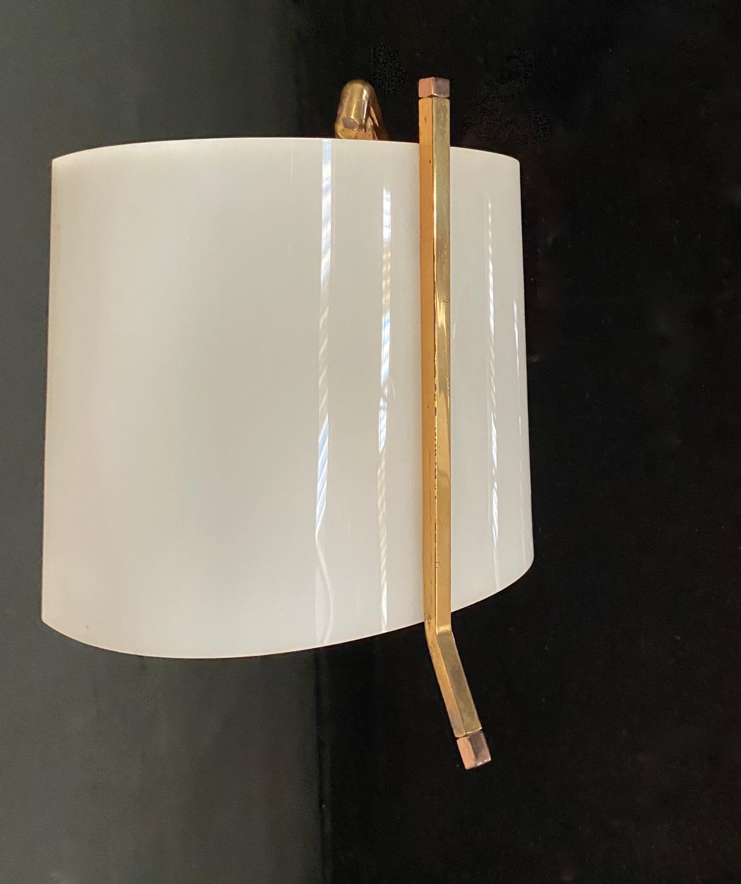 Stilnovo a Pair of Brass and Plexiglass Wall Lights, Italy, 1950s For Sale 2