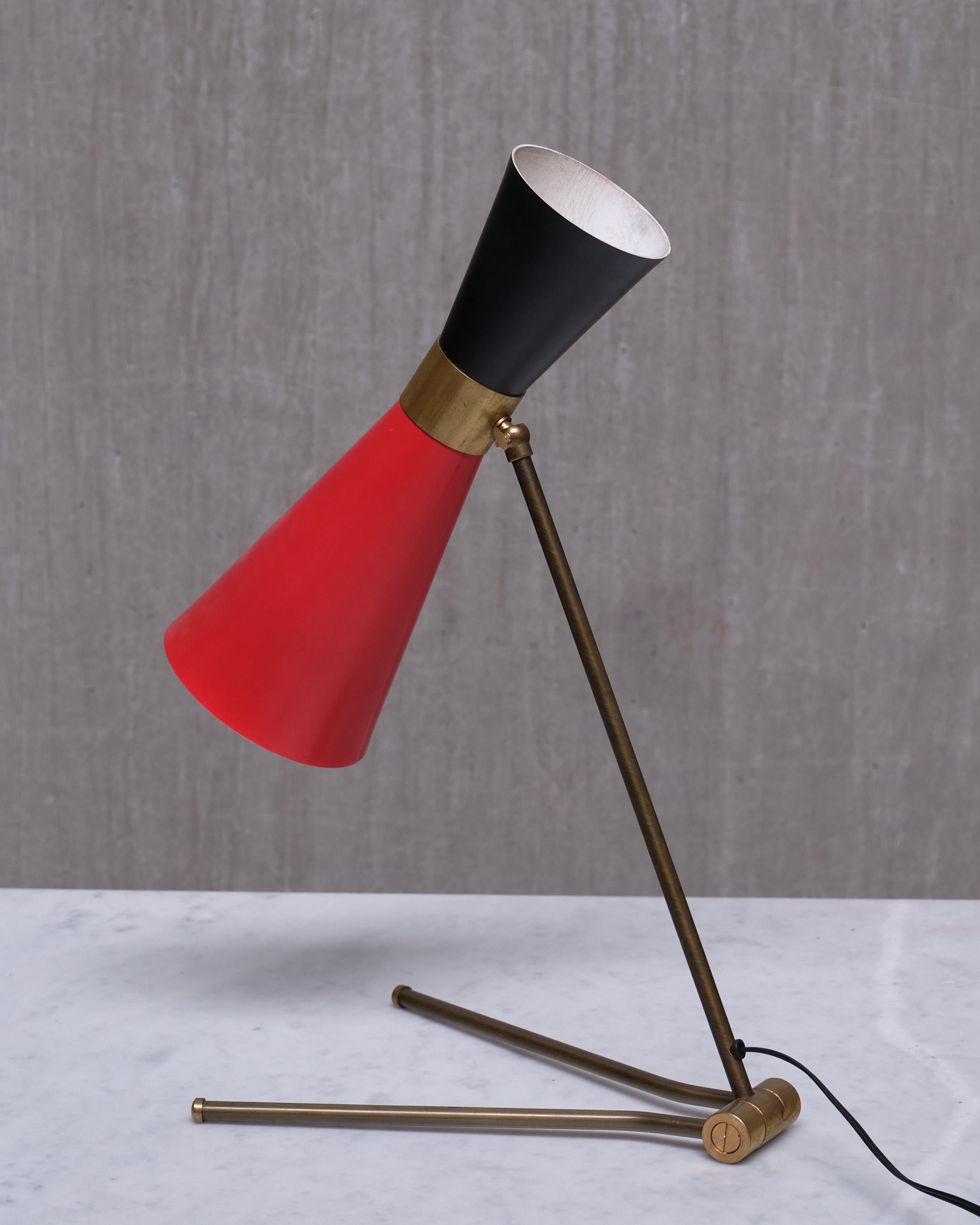Stilnovo Adjustable Brass Desk Lamp, Black and Red Diabolo Shade, Italy, 1950s For Sale 4