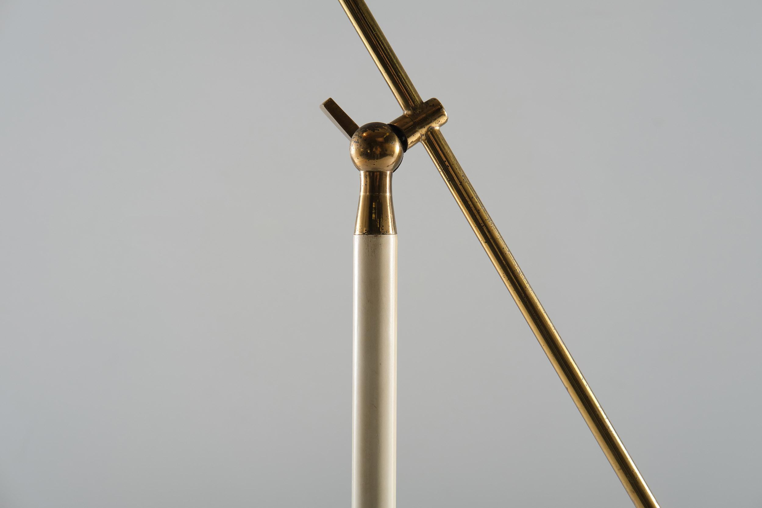 Stilnovo Adjustable Floor Lamp in Brass and Carrara Marble, 1950s In Good Condition In Milan, IT