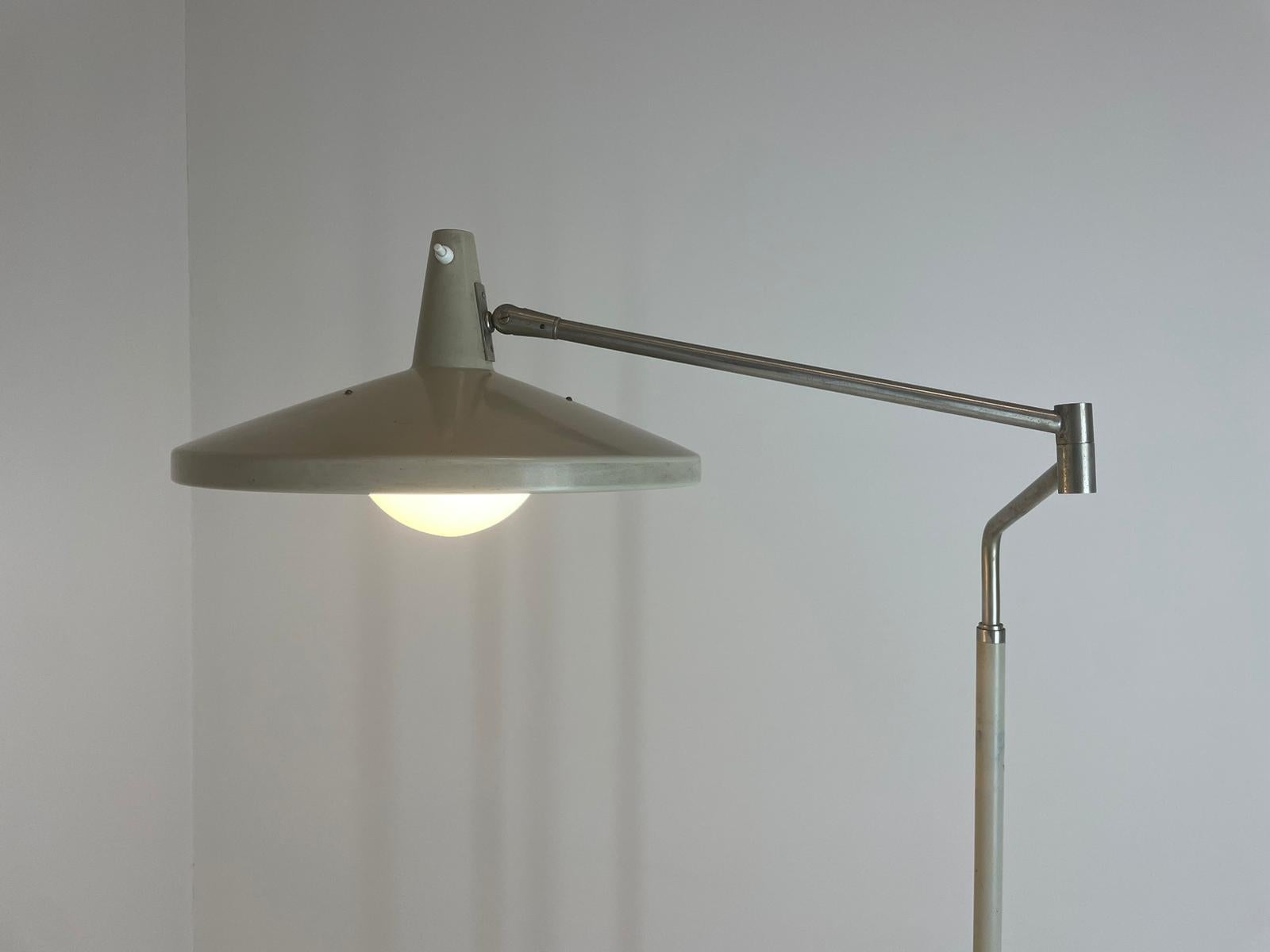 Mid-20th Century Stilnovo Adjustable Floor Lamp Mod. 4060 Nickel Plated Brass Glass, 1962, Italy For Sale