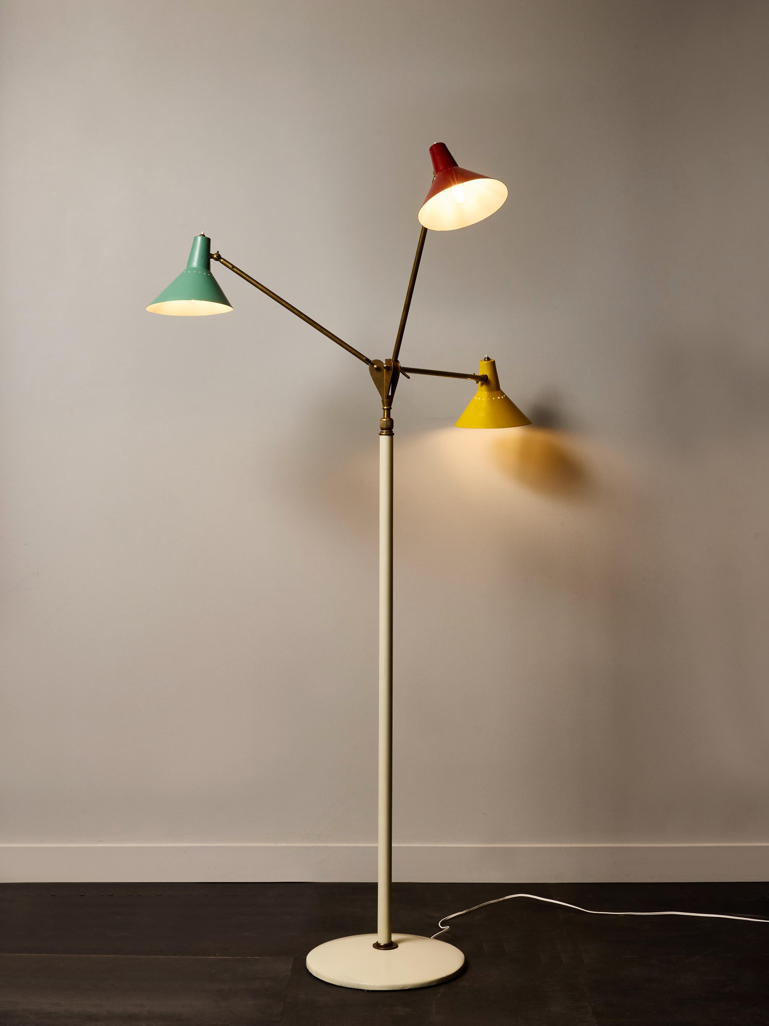 Lámpara de pie tricolor regulable Stilnovo en Bueno estado para la venta en Saint-Ouen, IDF