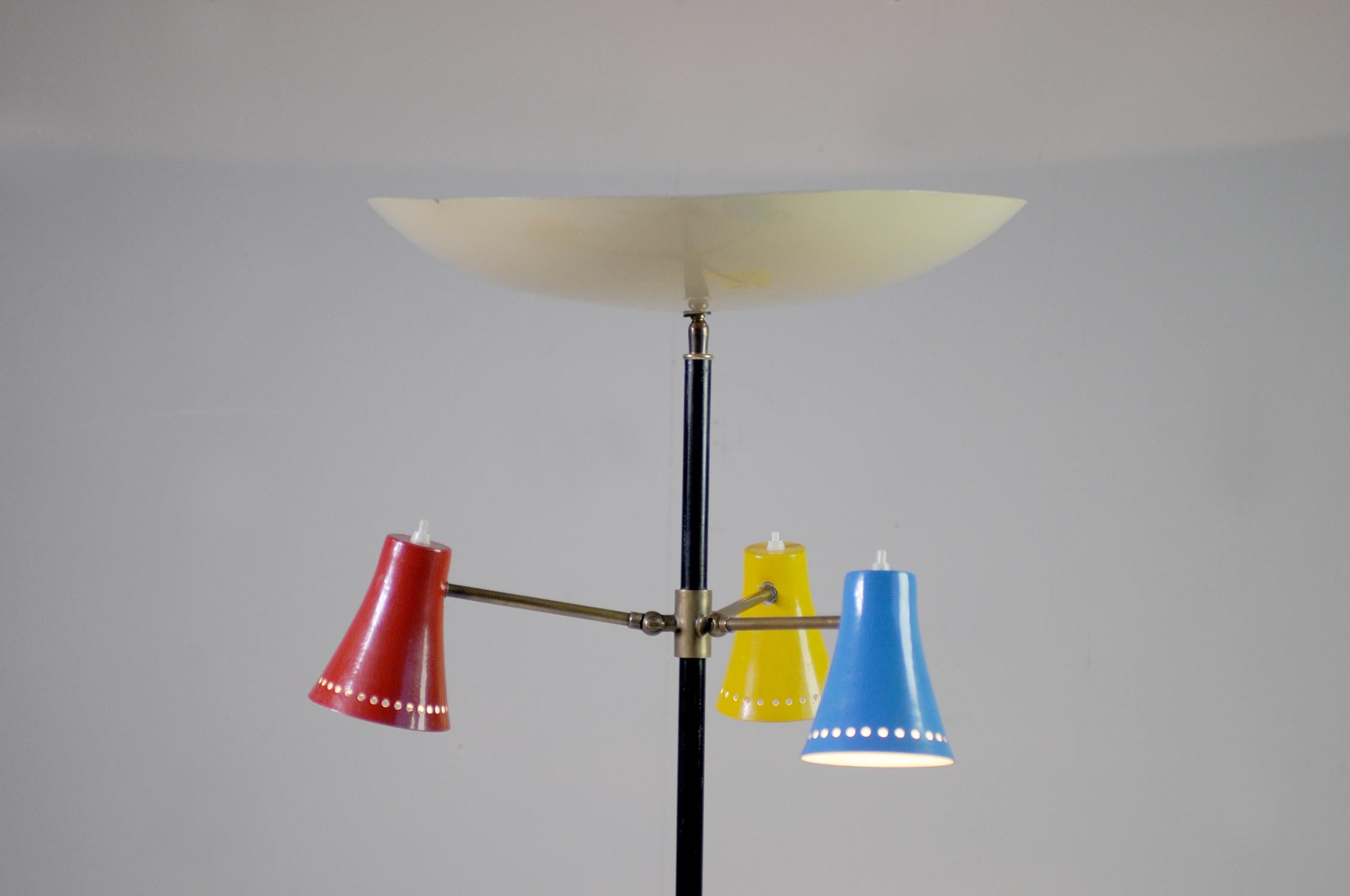 Mid-Century Modern Stilnovo, Adjustable Tripod Floor Lamp, Italy, 1950 For Sale