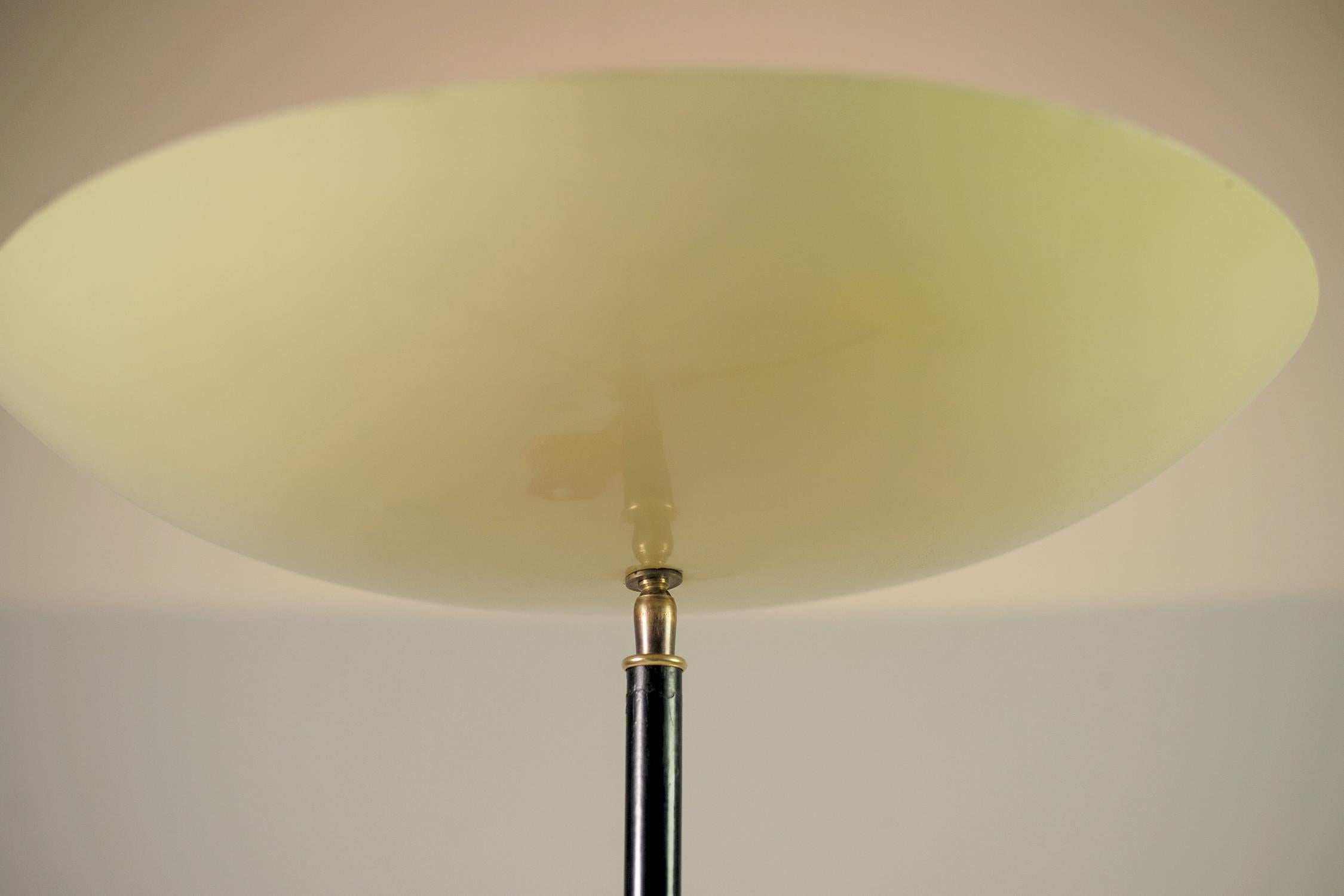20th Century Stilnovo, Adjustable Tripod Floor Lamp, Italy, 1950 For Sale