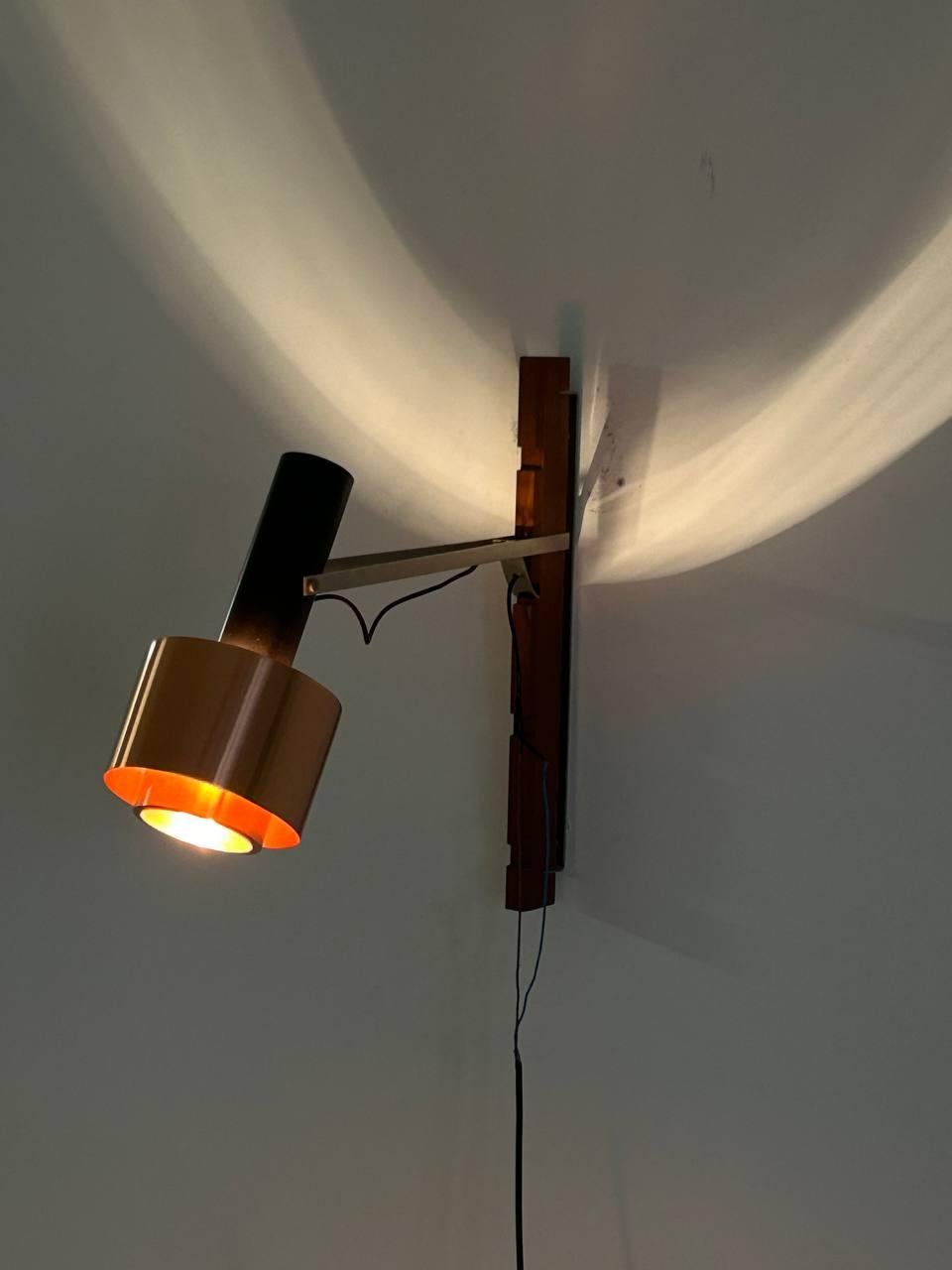 Mid-Century moderno Stilnovo adjustable wall lamp, Italy, 1960 in vendita