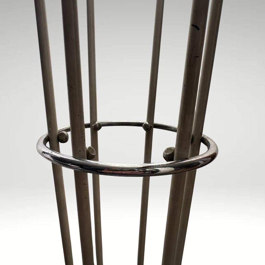 Mid-Century moderno Lampada da terra Stilnovo Alberello, anni '60, base in metallo e marmo bianco in vendita