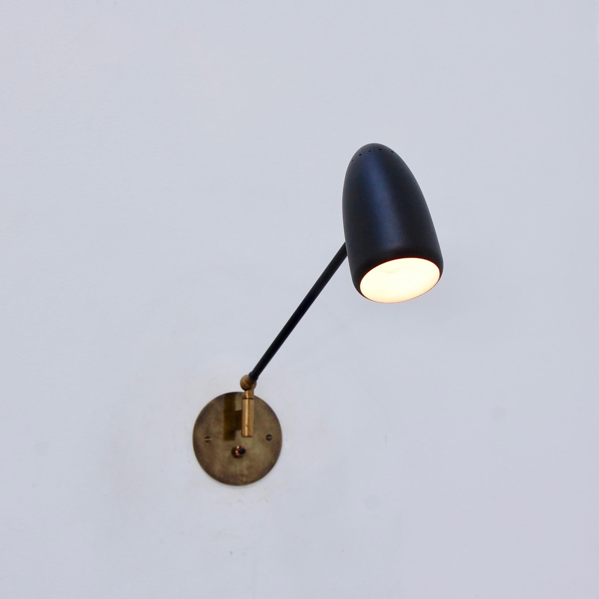Stilnovo Articulated Directional Sconce In Good Condition In Los Angeles, CA