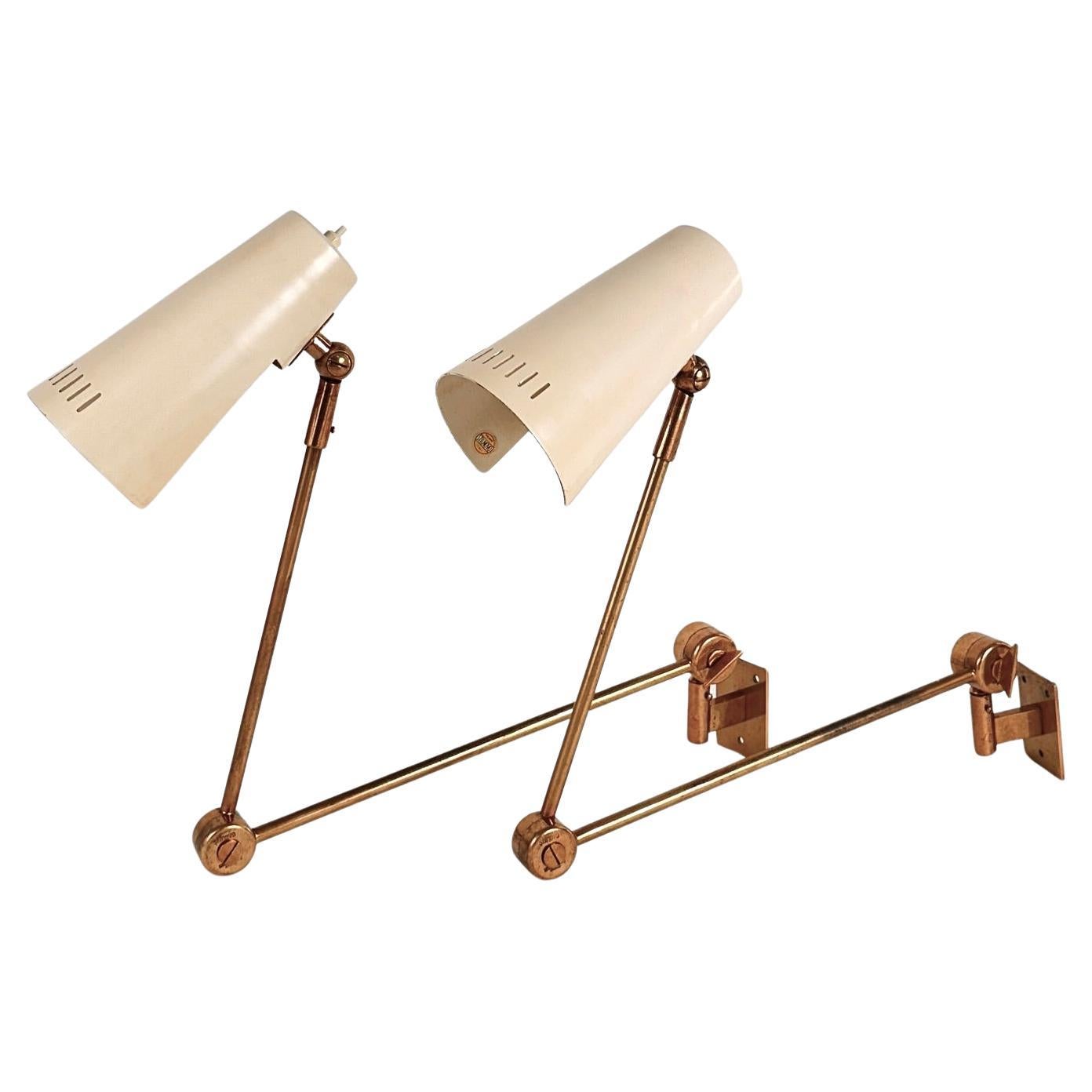 Stilnovo Articulated  Pair of Original   Brass Wall Lamps , Italy . 1960 For Sale