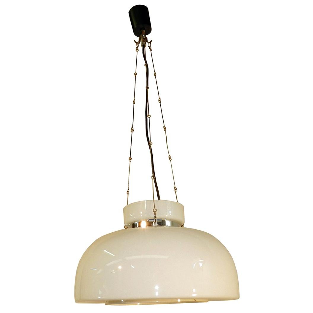 Stilnovo 'Attribute a' Suspension in White Opaline, Italy, circa 1970-1980