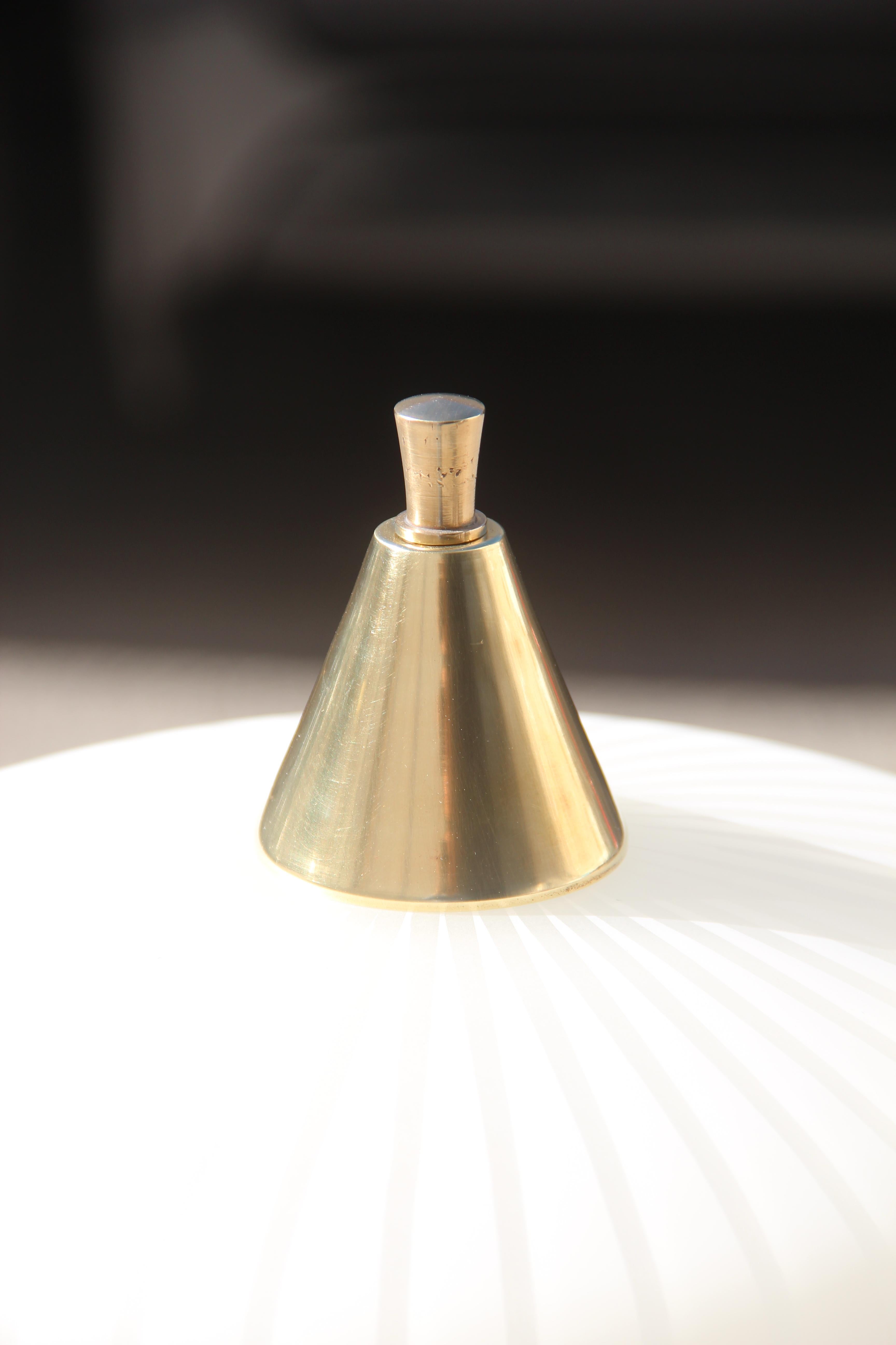Stilnovo Attributed Mid-Century Modern Italian Floor Lamp Glass Brass White 1950 For Sale 7