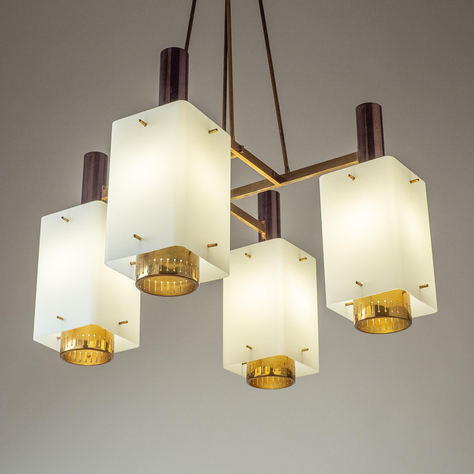 Stilnovo Brass And Glass Chandelier, 1950s (Moderne der Mitte des Jahrhunderts) im Angebot