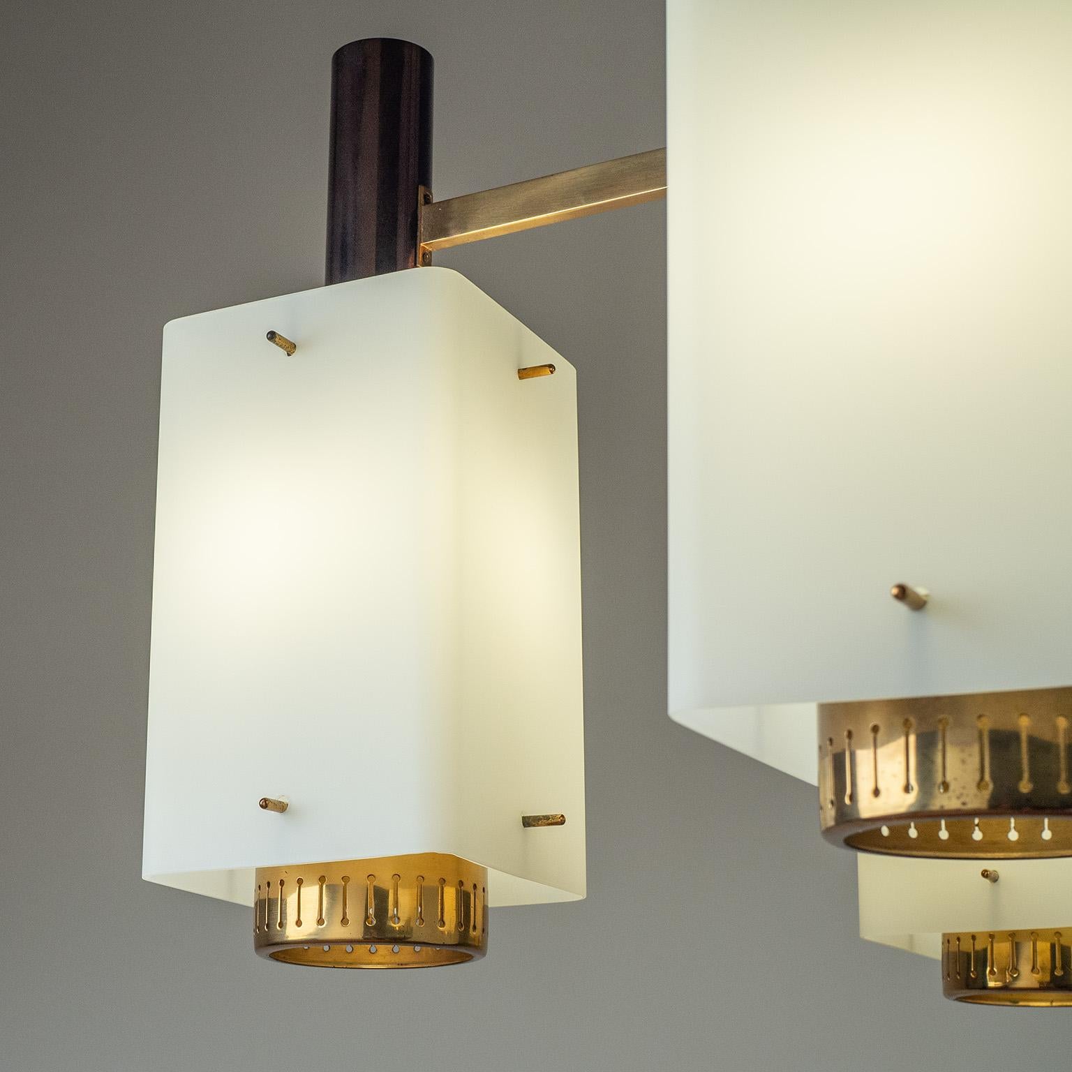Stilnovo Brass And Glass Chandelier, 1950s (Italienisch) im Angebot