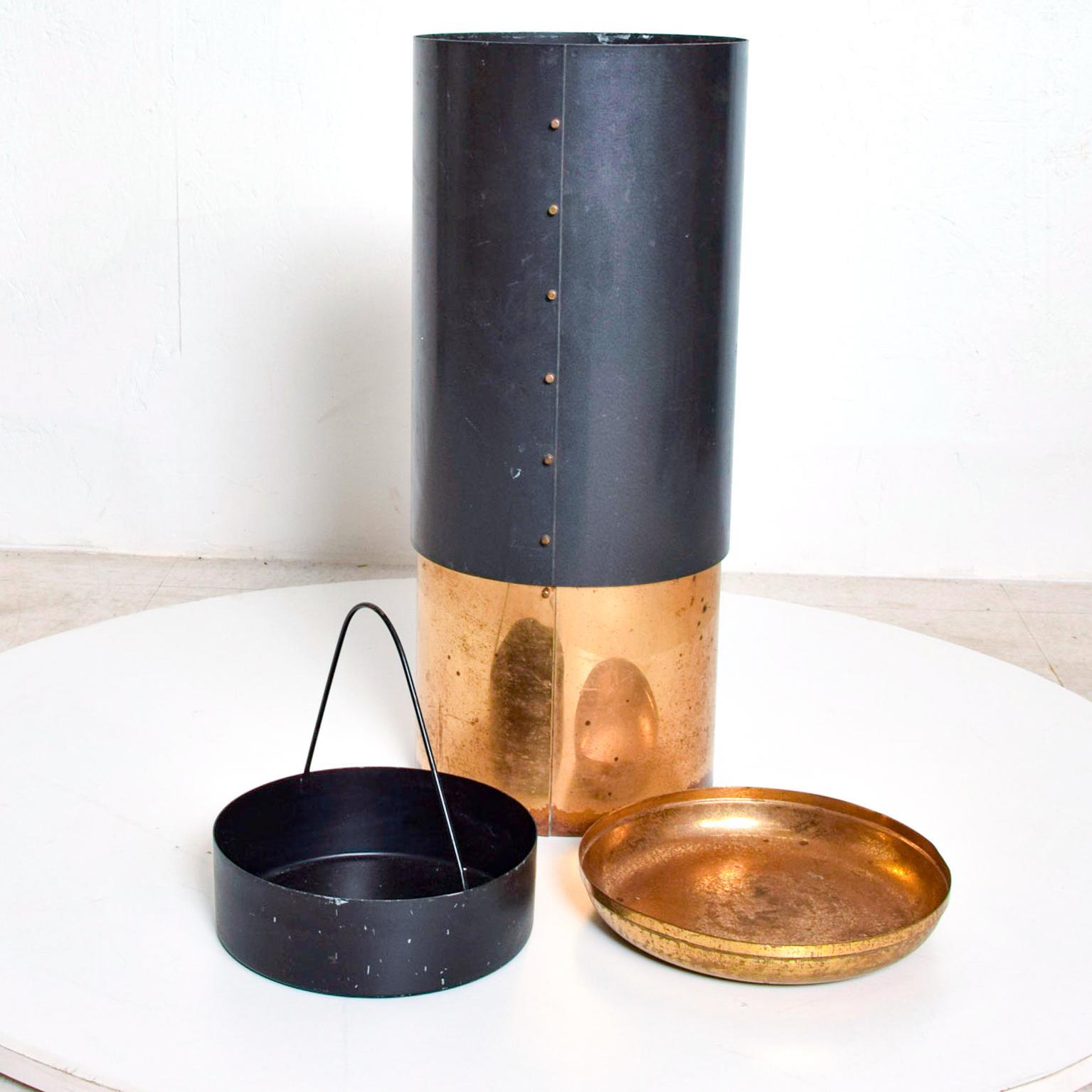 Mid-20th Century STILNOVO Valet Umbrella Stand Catchall Patinated Brass Milano ITALY 1950s For Sale