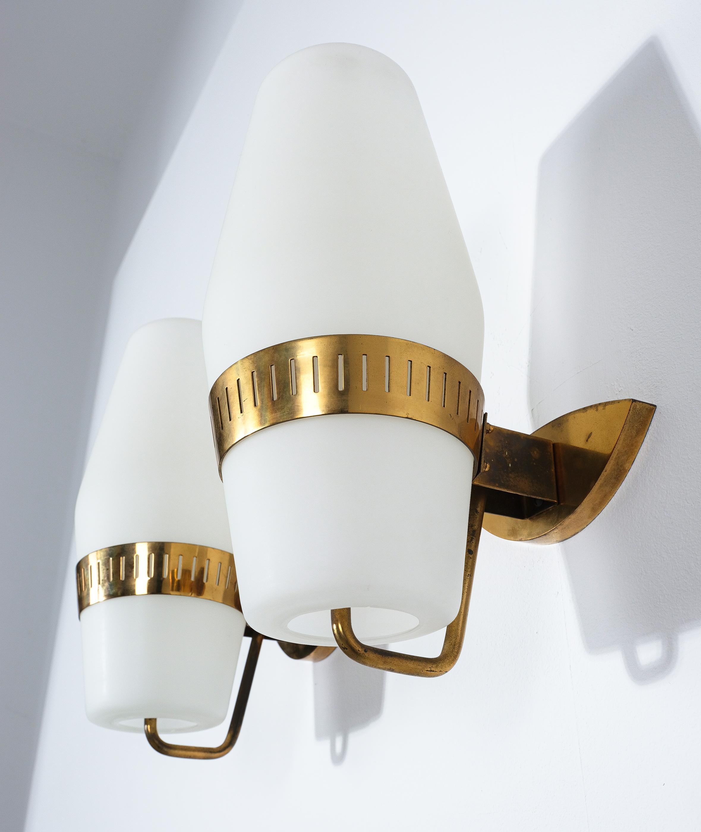 Stilnovo Bruno Gatta Mod. 2078 Glass Brass Wall Lights Sconces (4), Mid Century For Sale 3