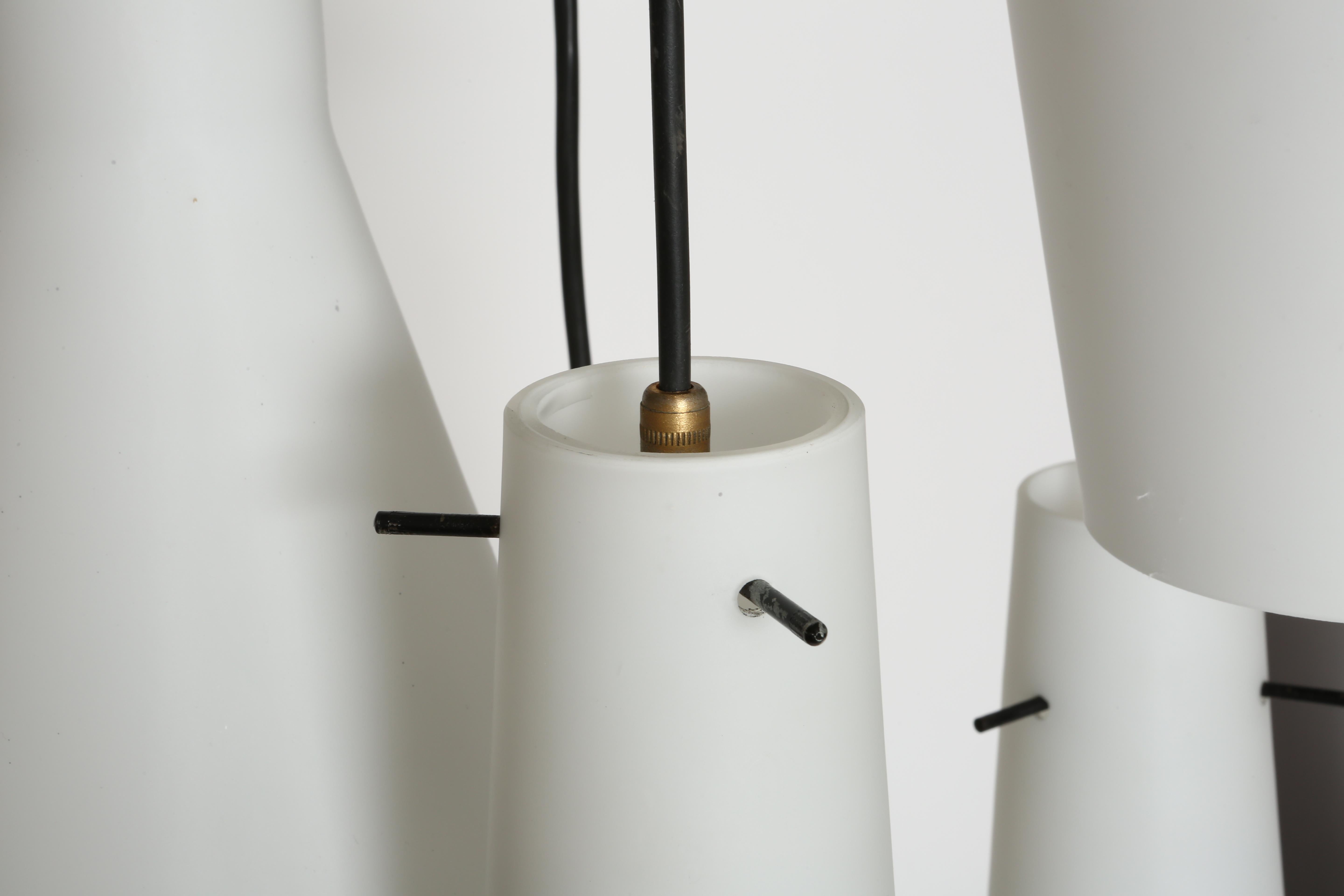 Stilnovo Cascading Chandelier, Italy circa 1960s For Sale 3