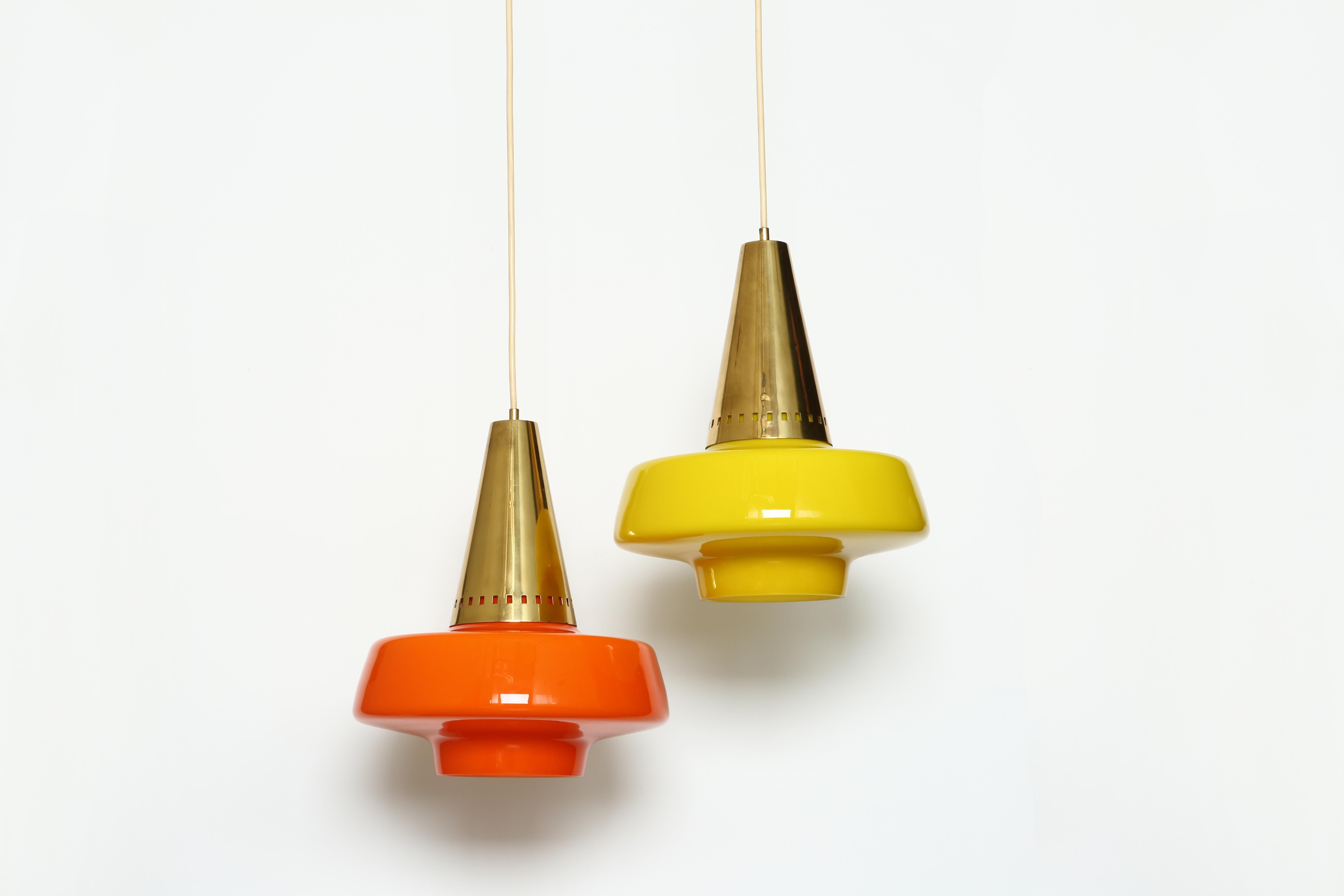 Stilnovo Ceiling Pendant model 2083, Italy 1960s In Good Condition For Sale In Brooklyn, NY