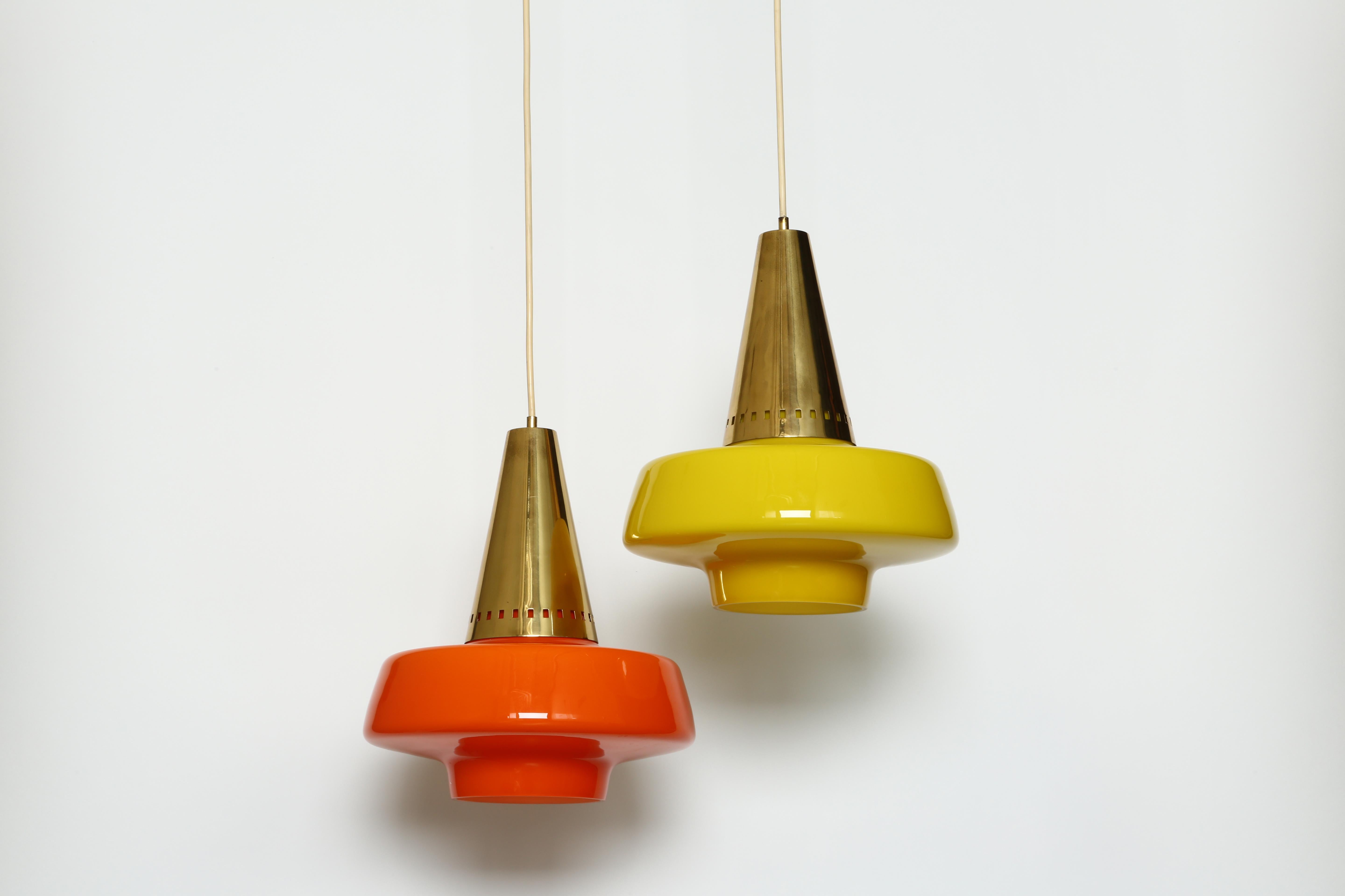 Colgante de techo Stilnovo modelo 2083, Italia Años 60 Latón en venta