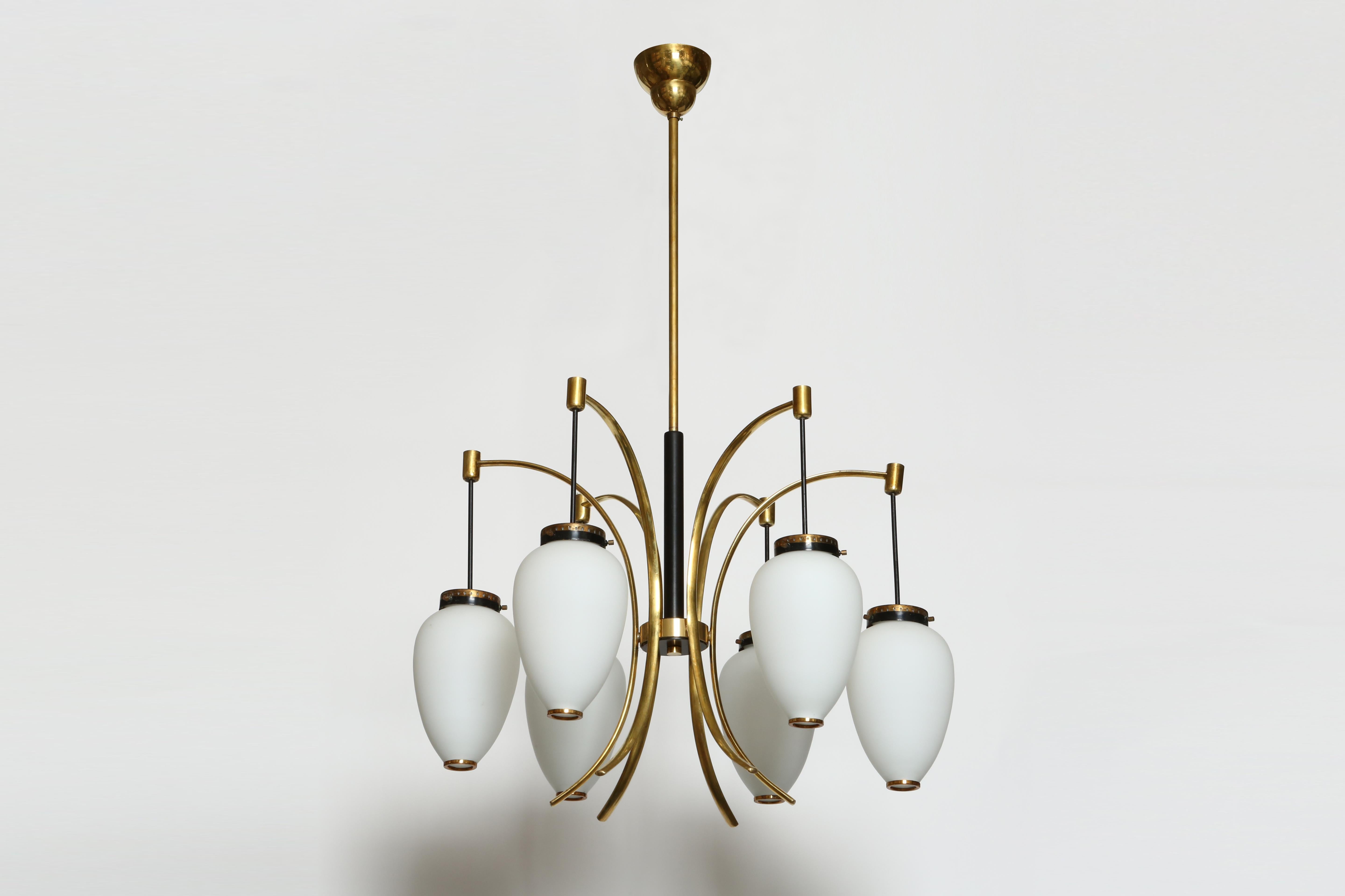 Stilnovo Chandelier Attributed circa 1960s In Good Condition For Sale In Brooklyn, NY