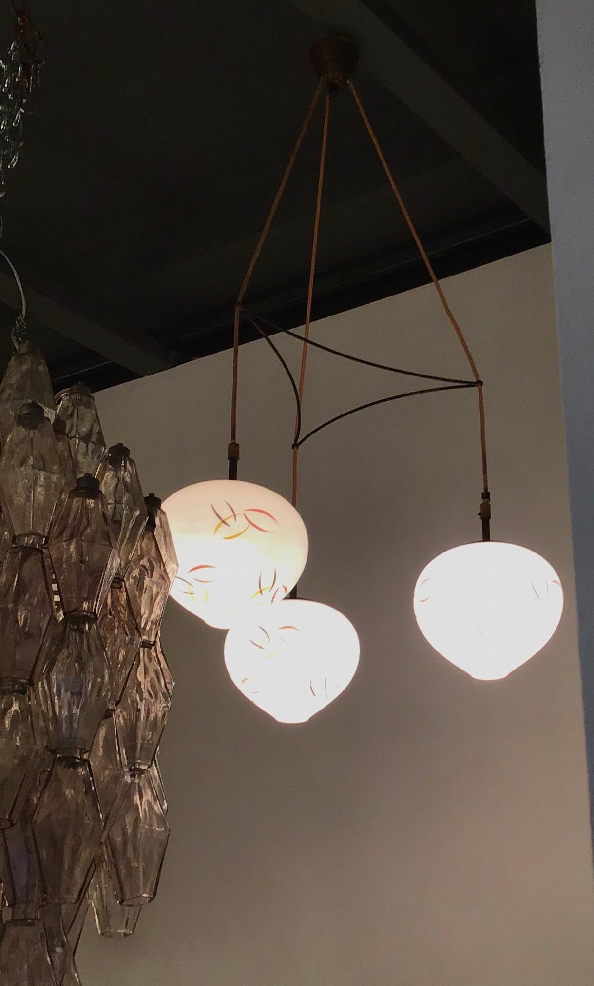 Attributed to Stilnovo Chandelier Brass Glass 1950 Italy For Sale 3