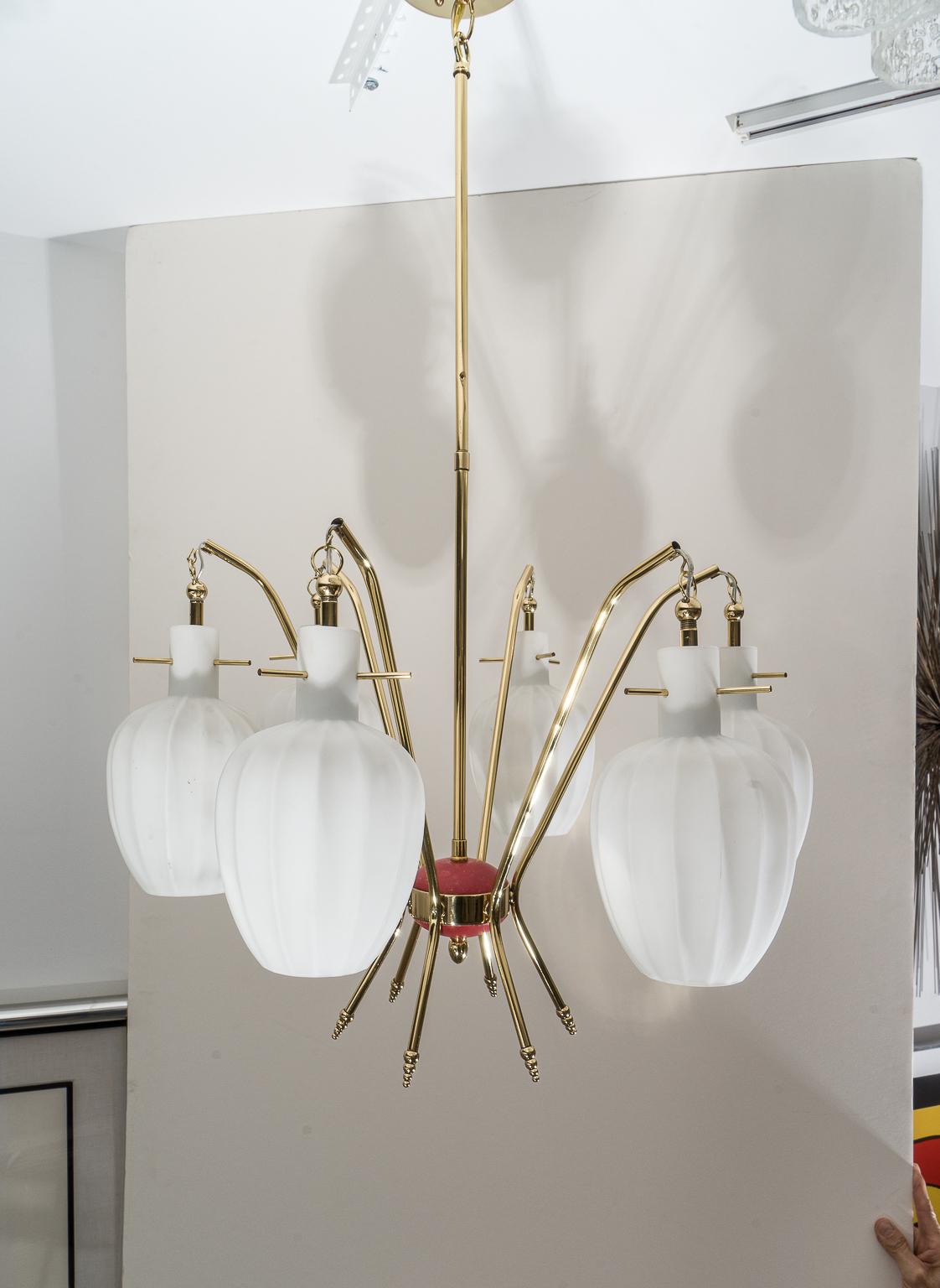 Mid-Century Modern Stilnovo Style Chandelier in Brass and Murano Glass For Sale