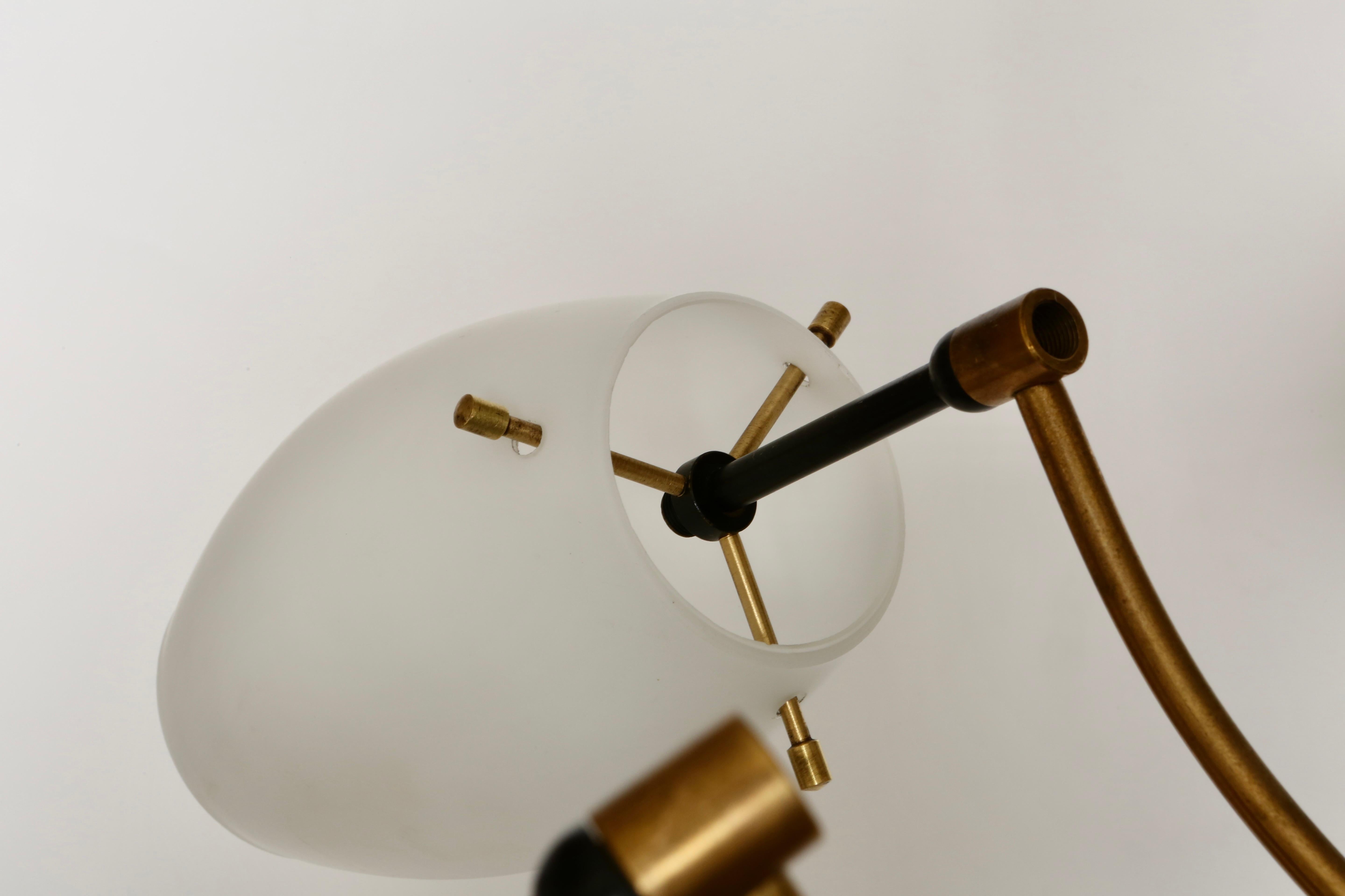 Lámpara de araña Stilnovo Italia circa 1960s en venta 4