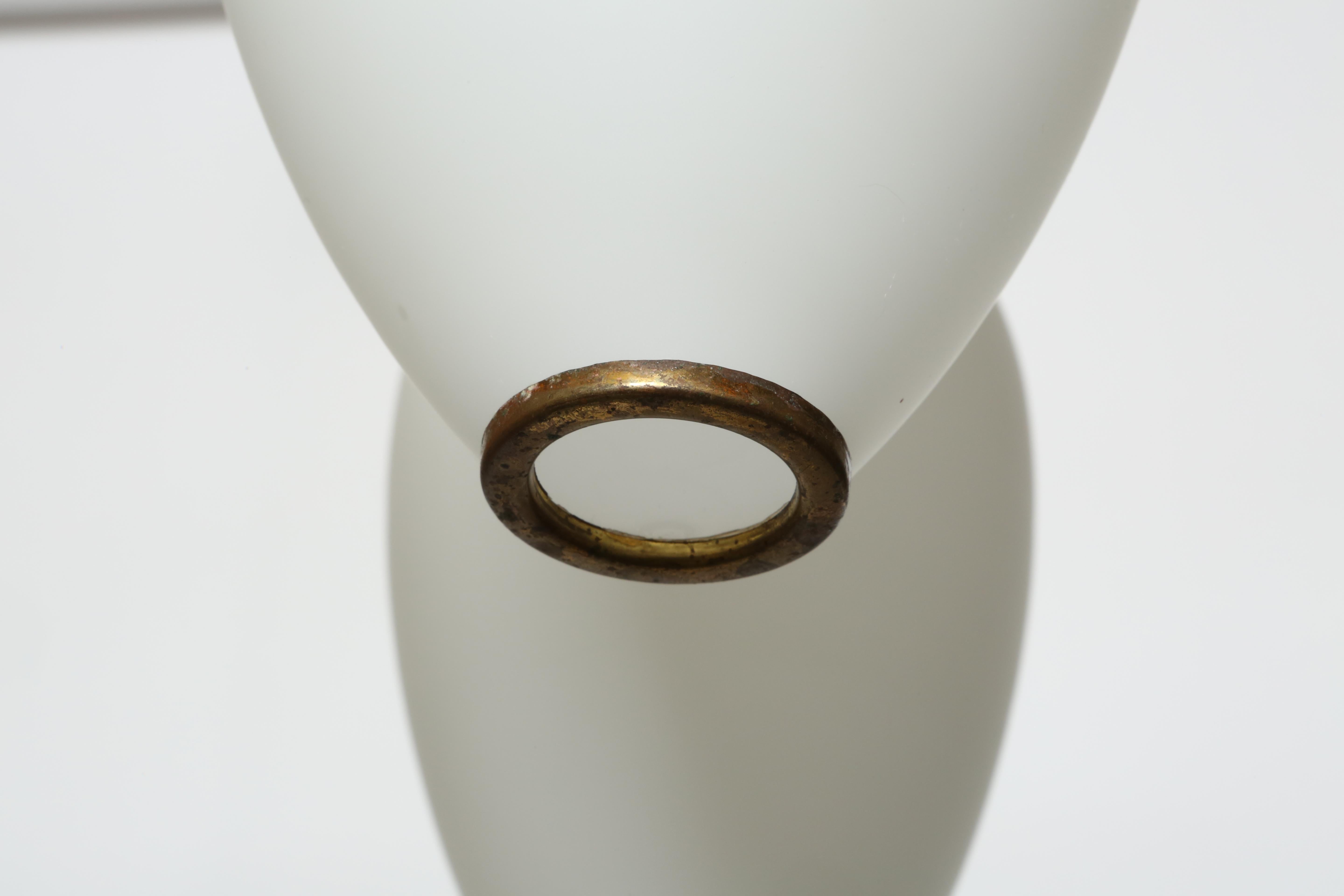 Milieu du XXe siècle Lustre Stilnovo, Italie vers 1960 en vente
