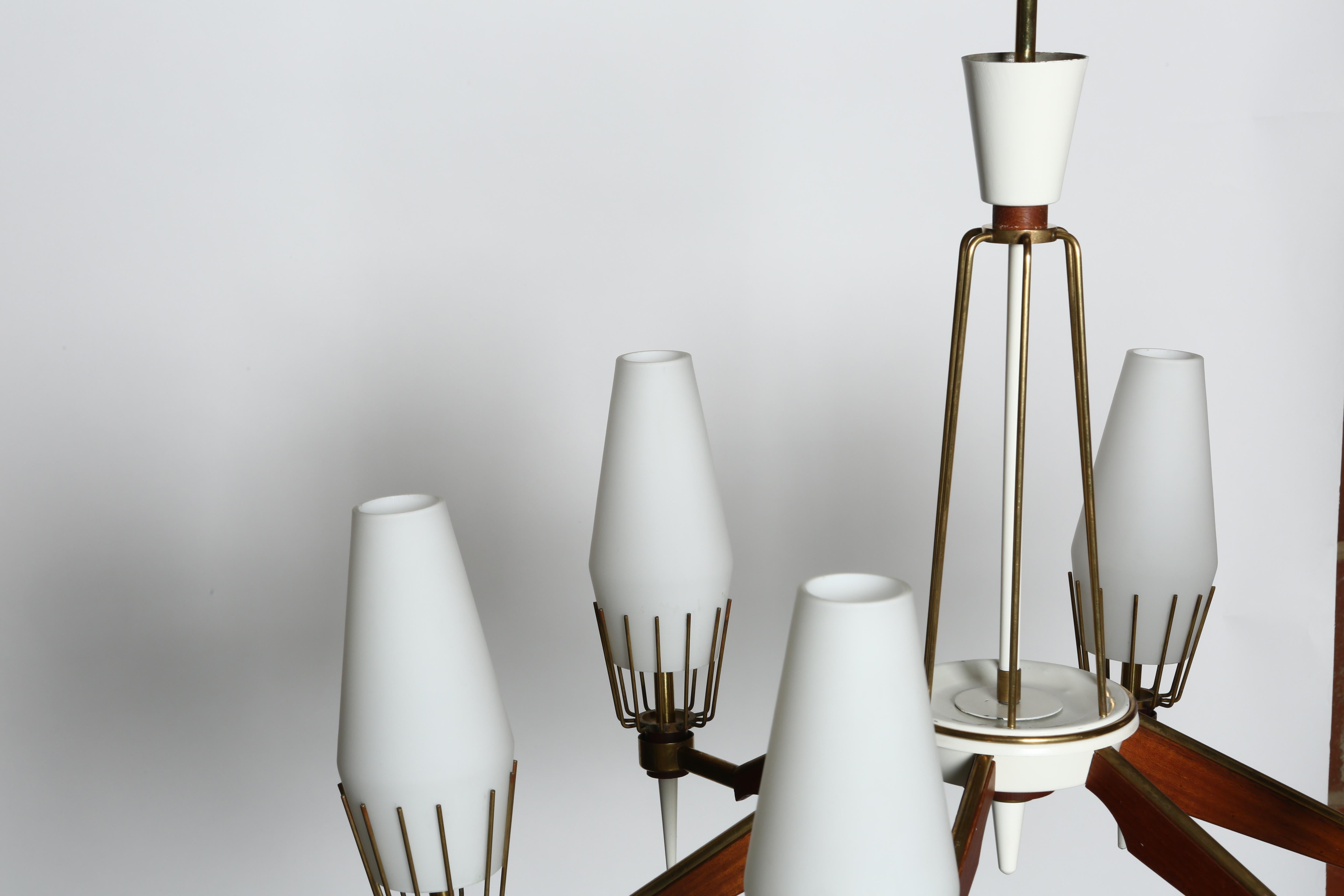 Stilnovo chandelier, Italy circa 1960s For Sale 2