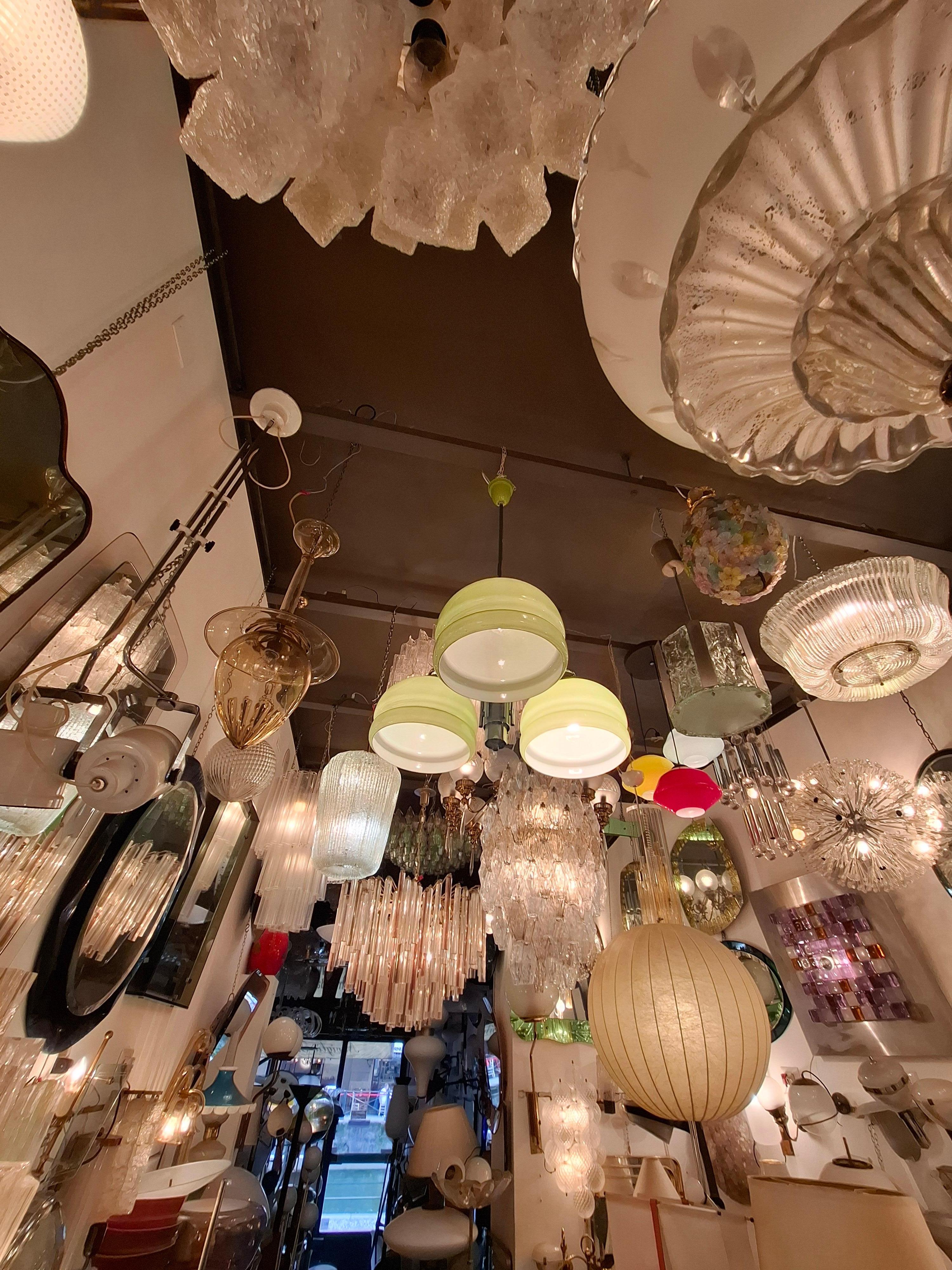 STILNOVO CHANDELIER N tre luci vetro incamiciato metallo Cromato 1960 Italien im Angebot 3