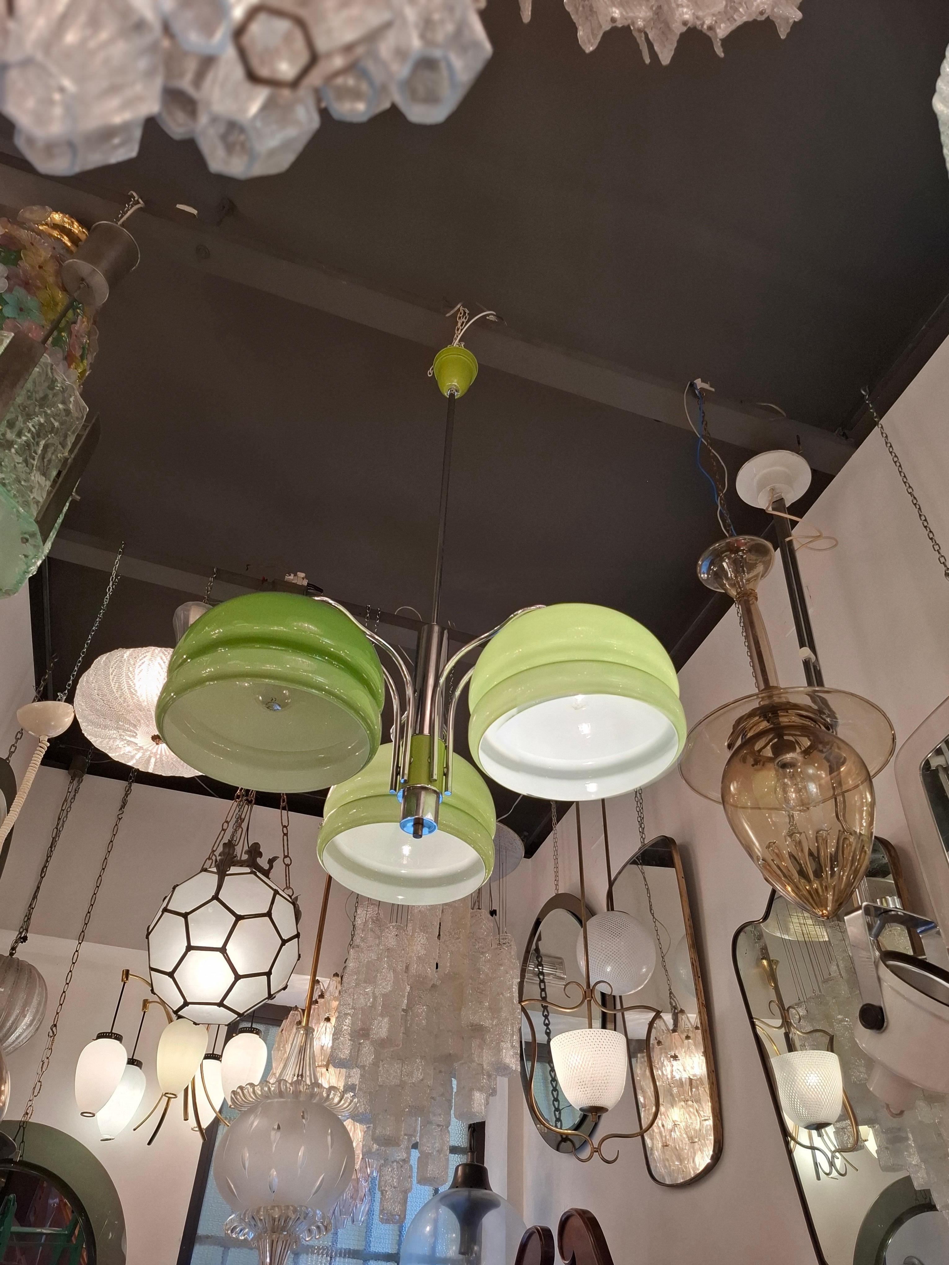 STILNOVO CHANDELIER N tre luci vetro incamiciato metallo Cromato 1960 Italia Otro en venta