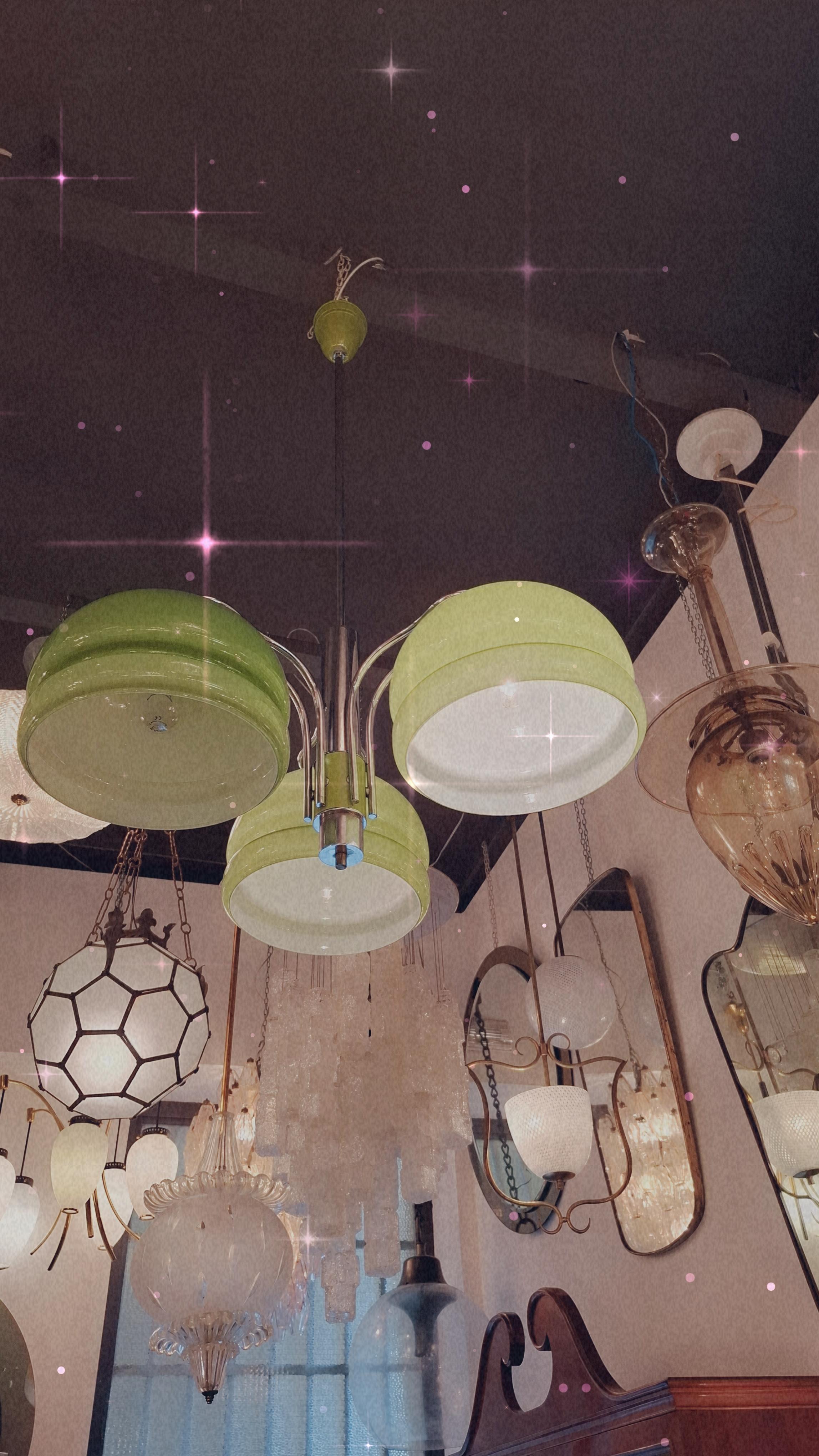 STILNOVO CHANDELIER N tre luci vetro incamiciato metallo Cromato 1960 Italien im Zustand „Gut“ im Angebot in Milano, IT