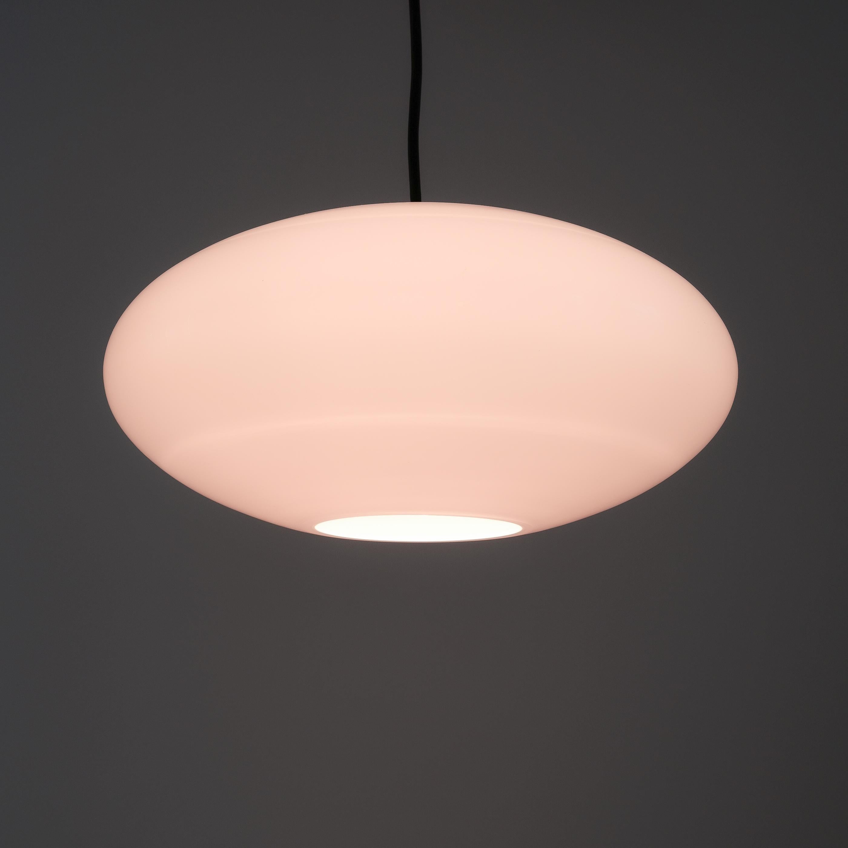 Stilnovo Color Glass Pendant Lamp Color Berry or Mauve, Midcentury, Italy For Sale 1