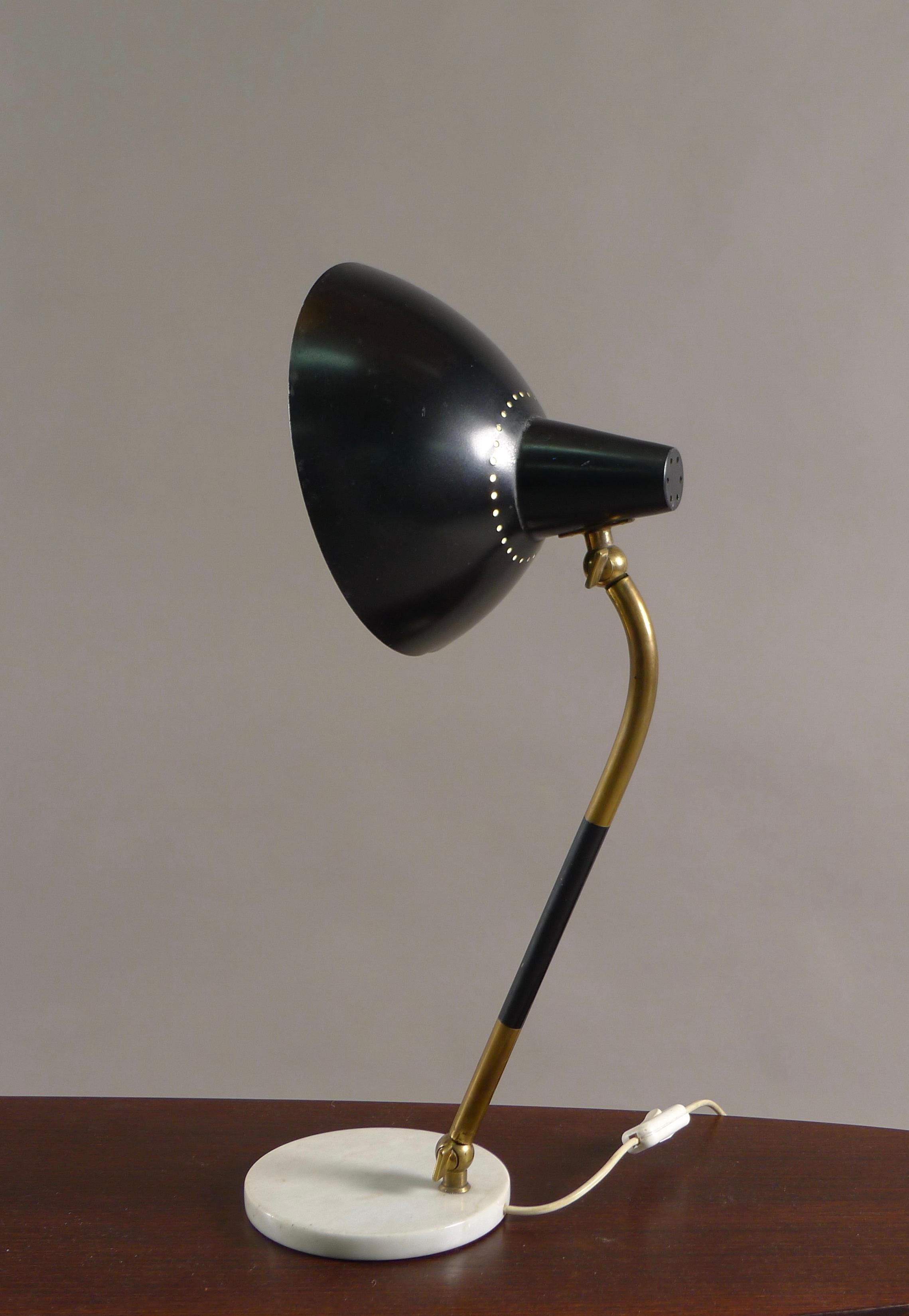 Stilnovo D491, Italy, 1950's Desk Lamp, Marble and Brass, with Label  In Fair Condition In Wargrave, Berkshire