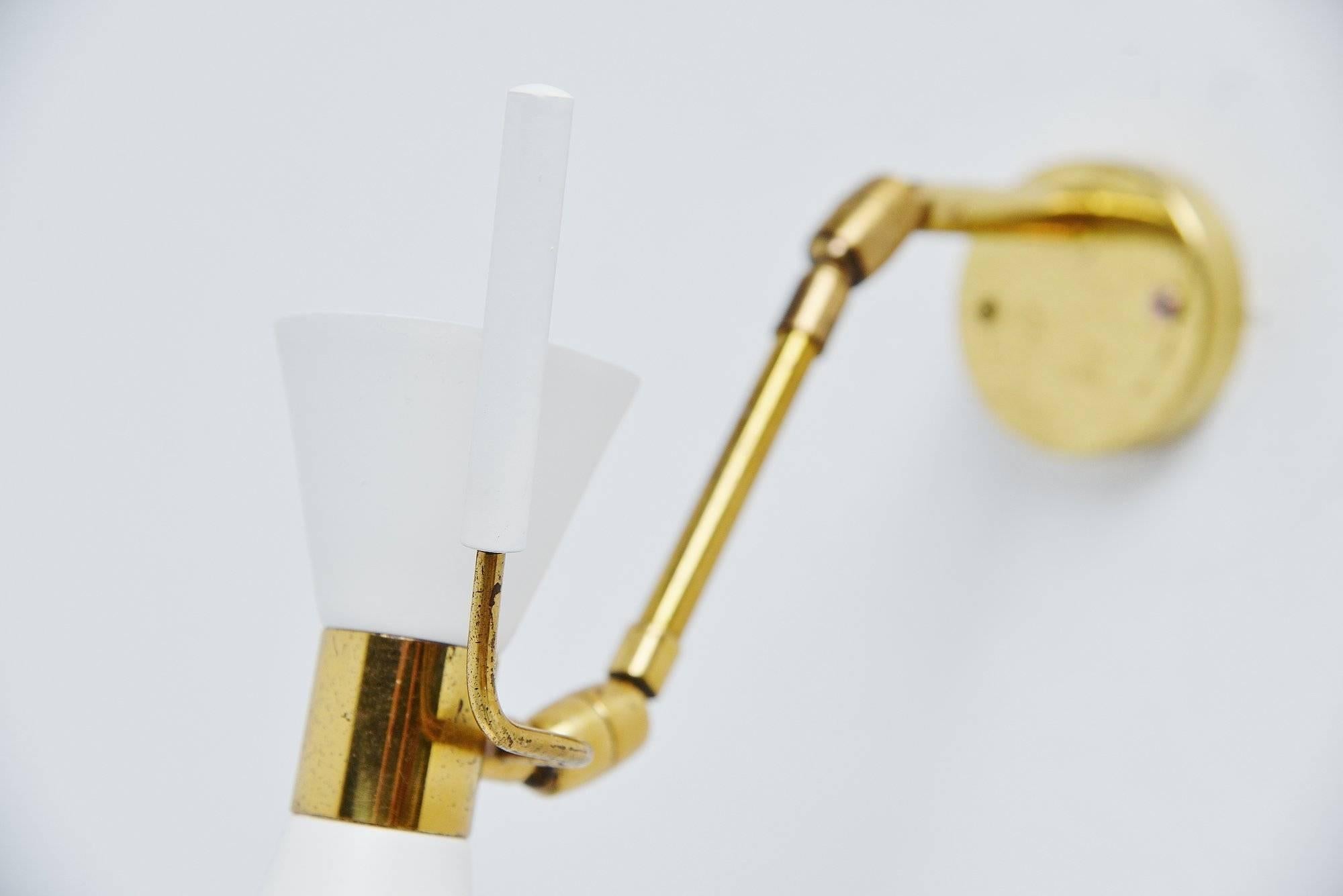 Italiano Lampada da parete Diabolo Attribuito Stilnovo Sconce regolabile, Italia, 1950 in vendita