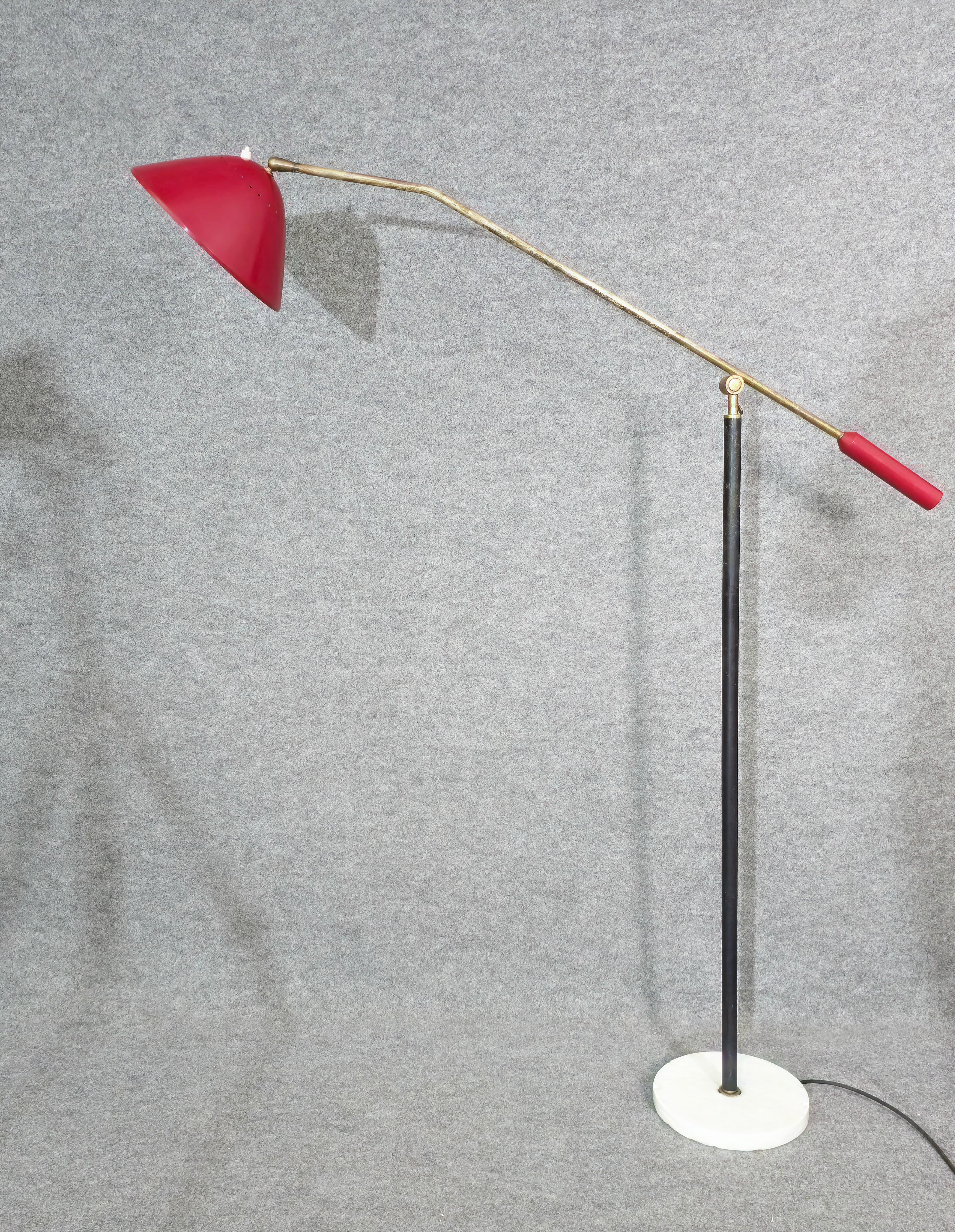 Stilnovo Floor Lamp Adjustable in Marble Brass  Italy Design 1950 Midcentury In Good Condition For Sale In Palermo, IT