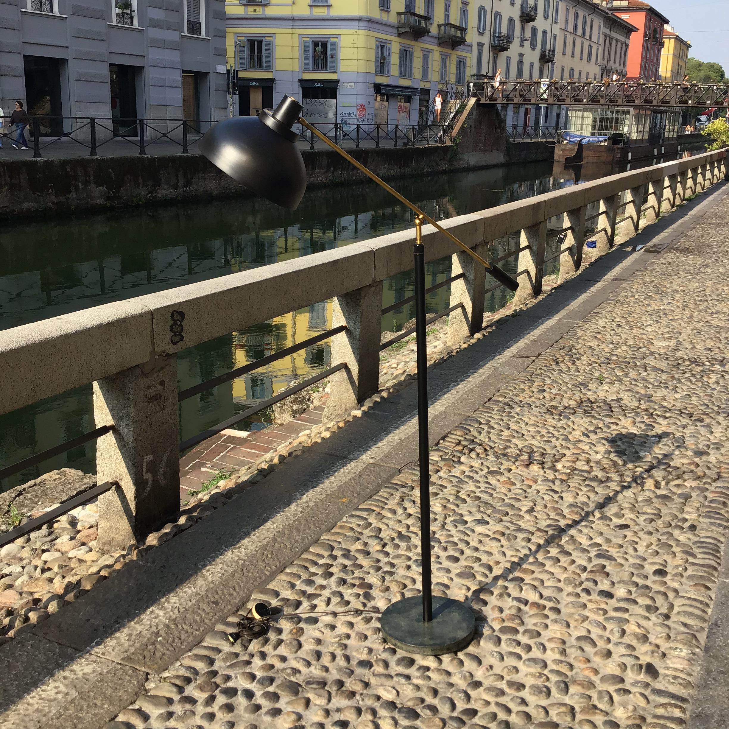 Lampada da terra Stilnovo regolabile Marbre Ottone Metallo 1950 Italia in vendita 7