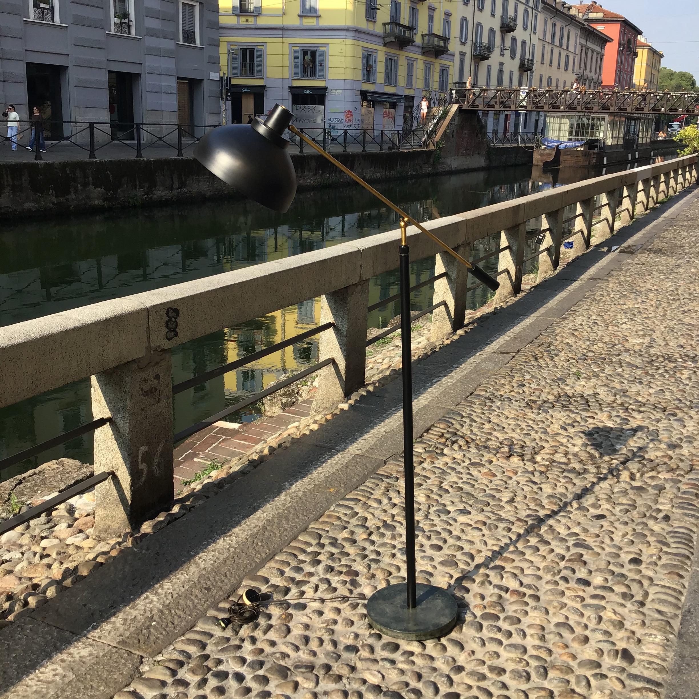 Lampada da terra Stilnovo regolabile Marbre Ottone Metallo 1950 Italia in vendita 8