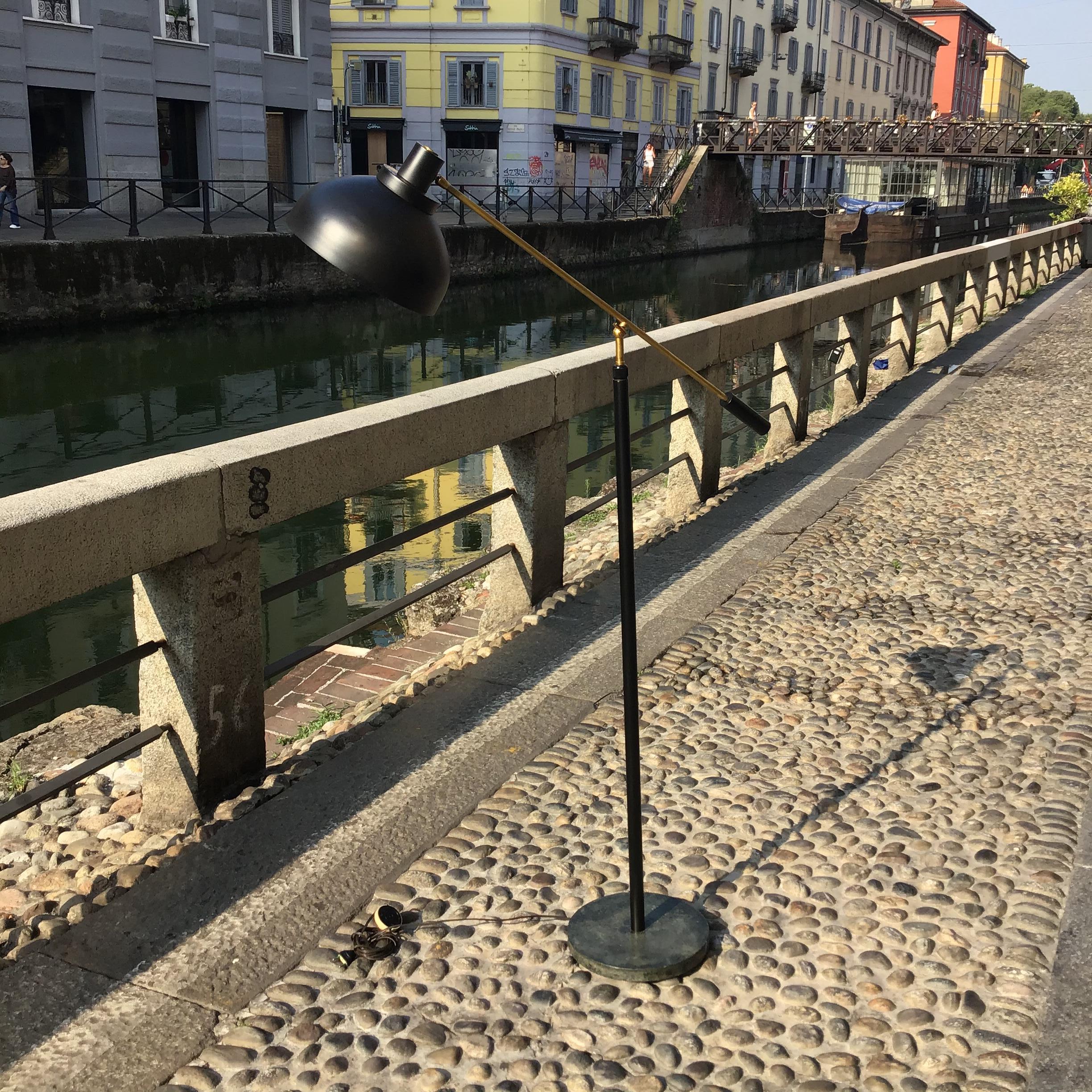 Lampada da terra Stilnovo regolabile Marbre Ottone Metallo 1950 Italia in vendita 9