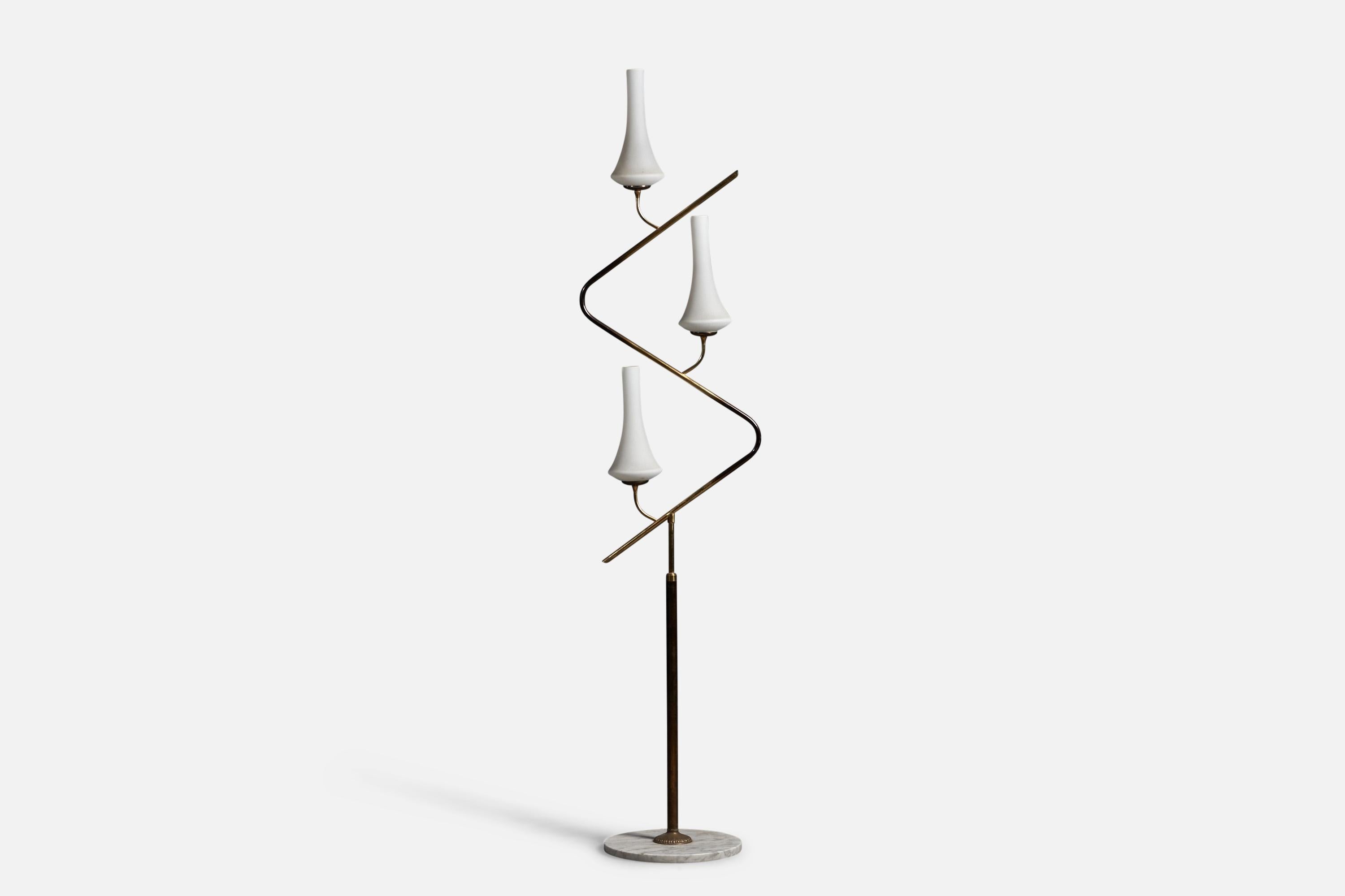 A three-armed brass, metal, marble and glass floor lamp, designed and produced by Stilnovo, Italy c. 1950s.

Overall Dimensions: 67