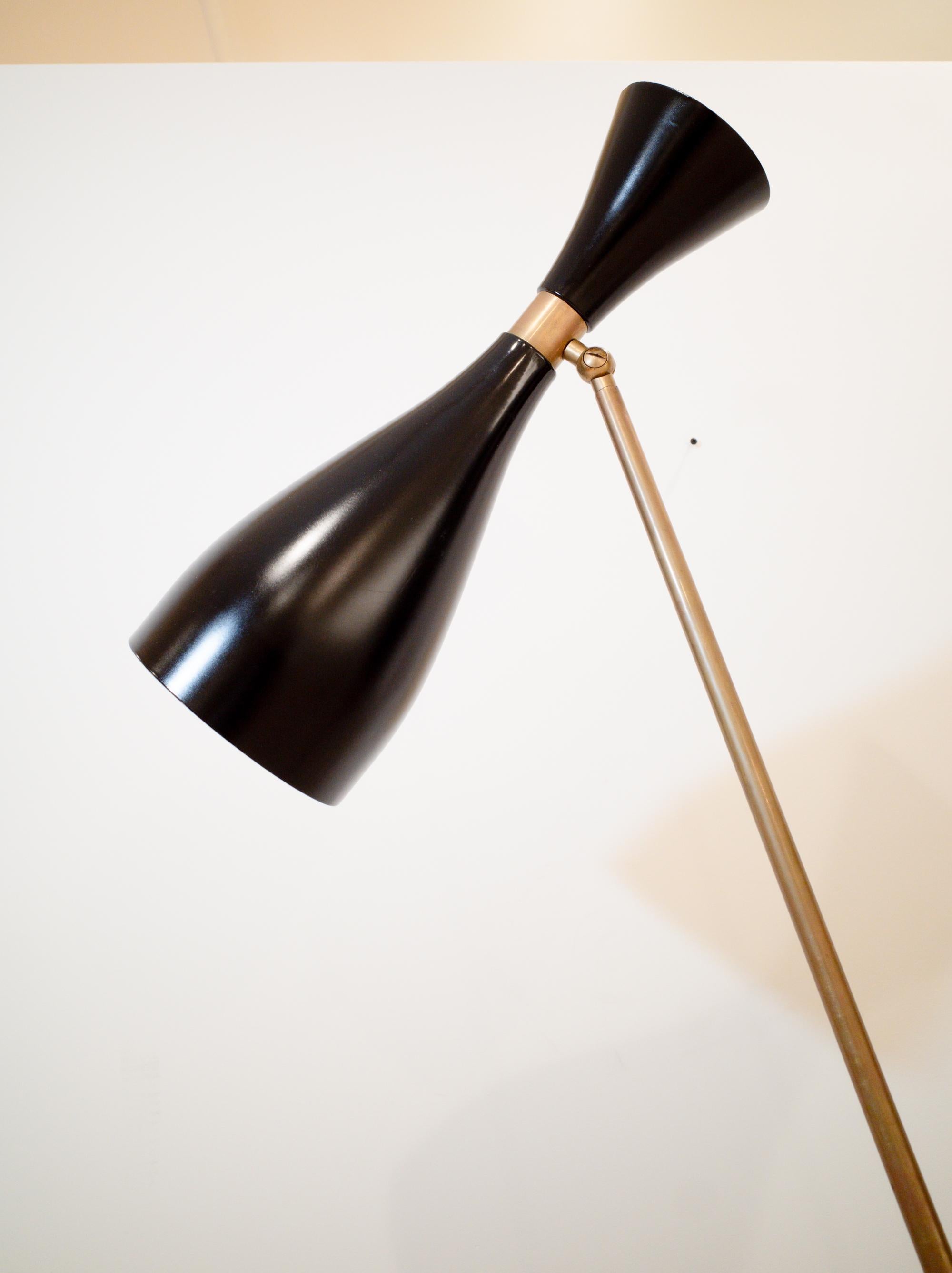 Mid-Century Modern Lampadaire Stilnovo par Stilnovo en vente