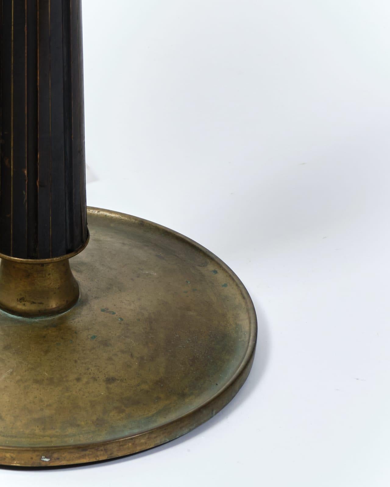 Italian Stilnovo Floor Lamp in Brass, Reeded Mahogany Stained Beech Wood For Sale