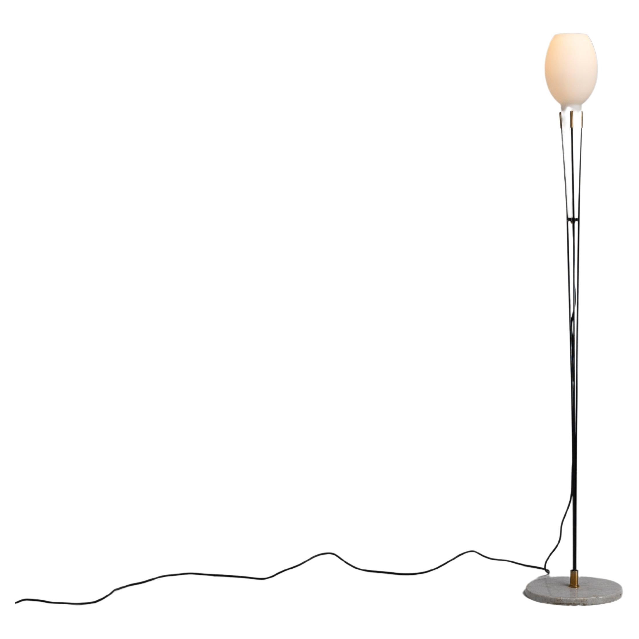 Stilnovo floor lamp in marble brass and glass Italy 1960 For Sale