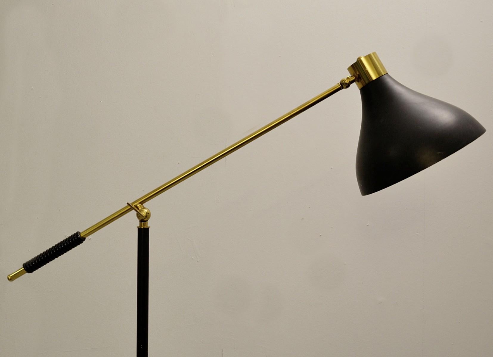 Stilnovo Floor Lamp Marble Base and a Brass Arm, 1950s In Fair Condition For Sale In Brussels, BE