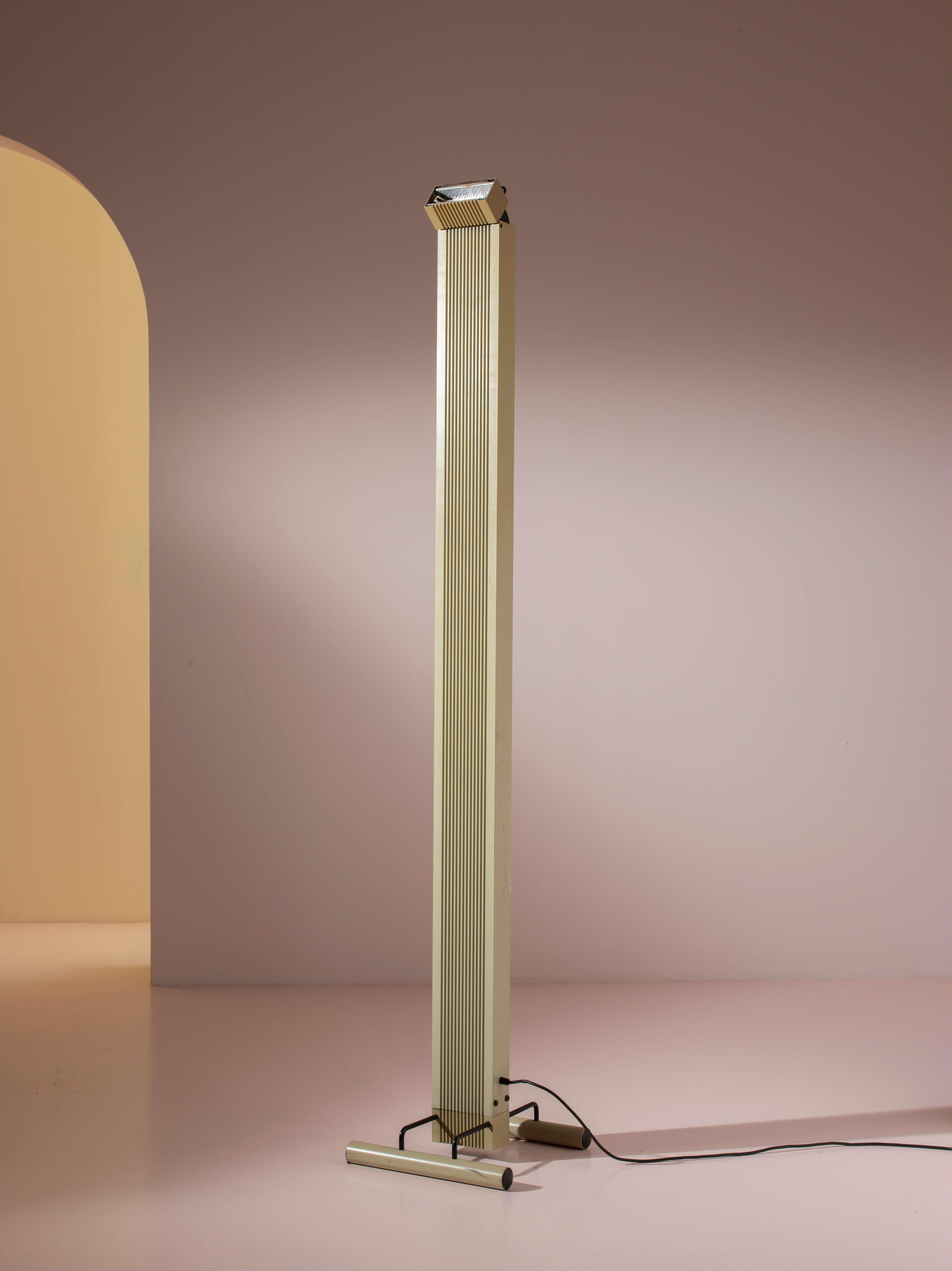 Late 20th Century Stilnovo floor lamp model Zagar by Sergio Carpani, Italy, 1978. For Sale
