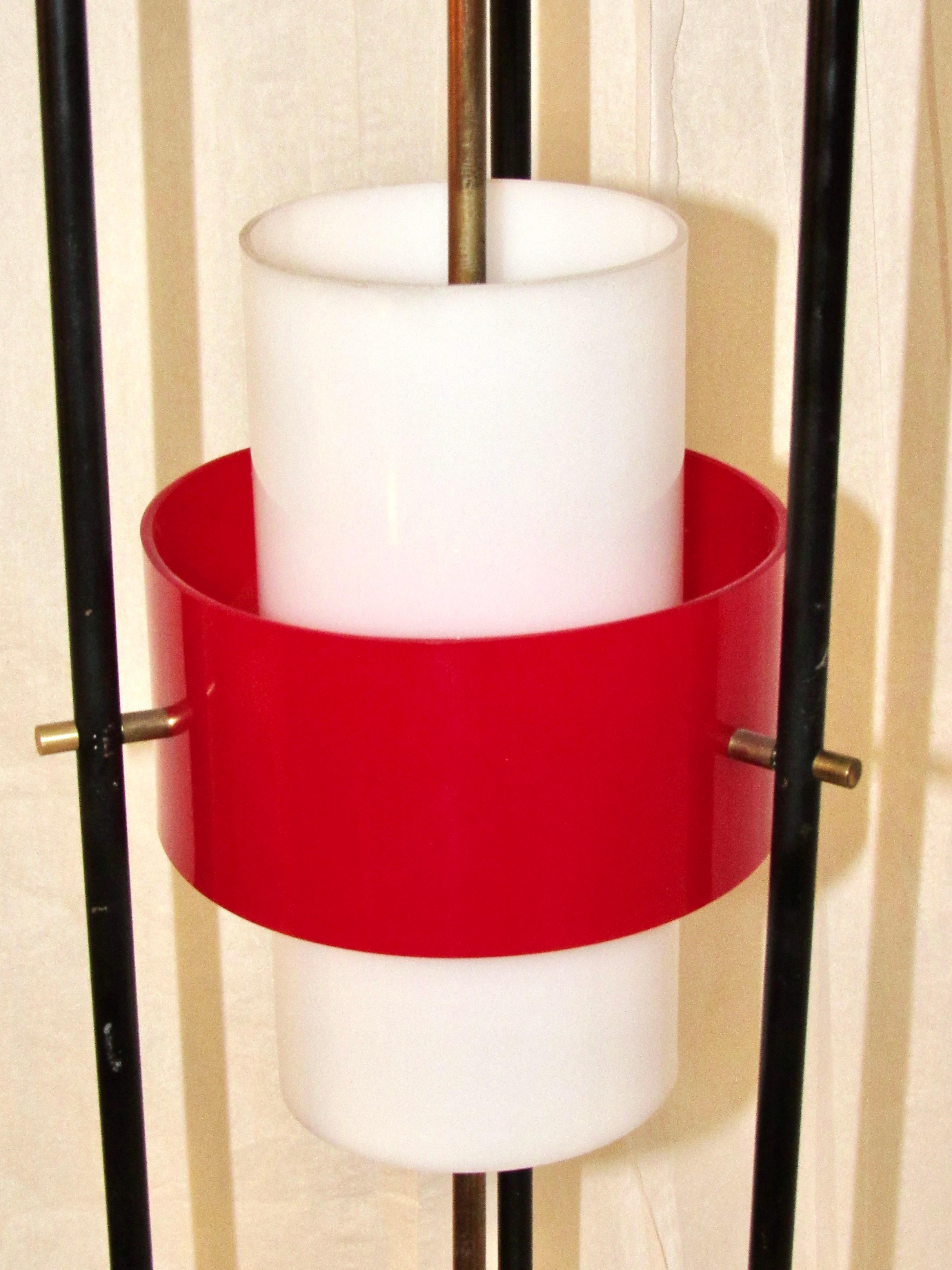 Stilnovo Floor Lamp Red and White Acrylic / Plexi and Marble, Italy, 1960 For Sale 1