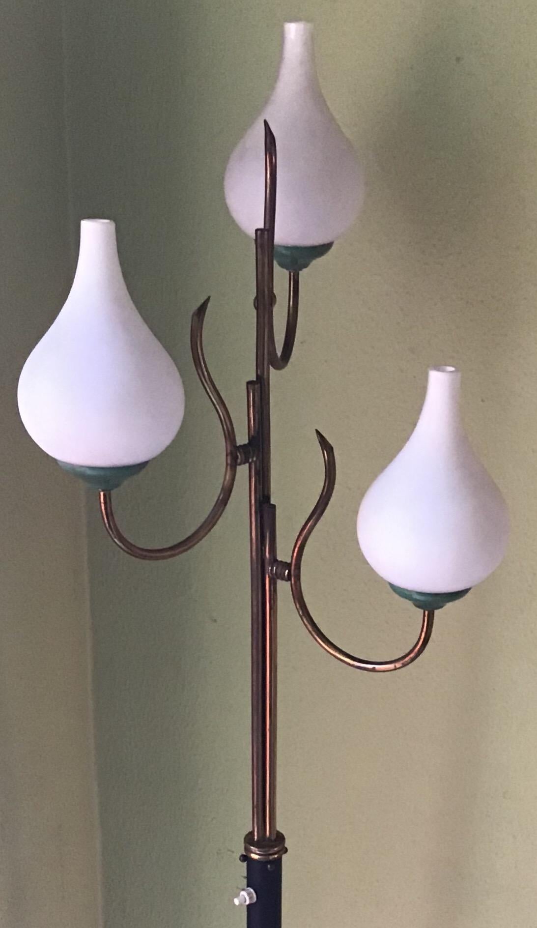 Stilnovo Floor Lamp Tree Light  Brass Metal Opaline Glass 1950 Italy  In Good Condition For Sale In Milano, IT